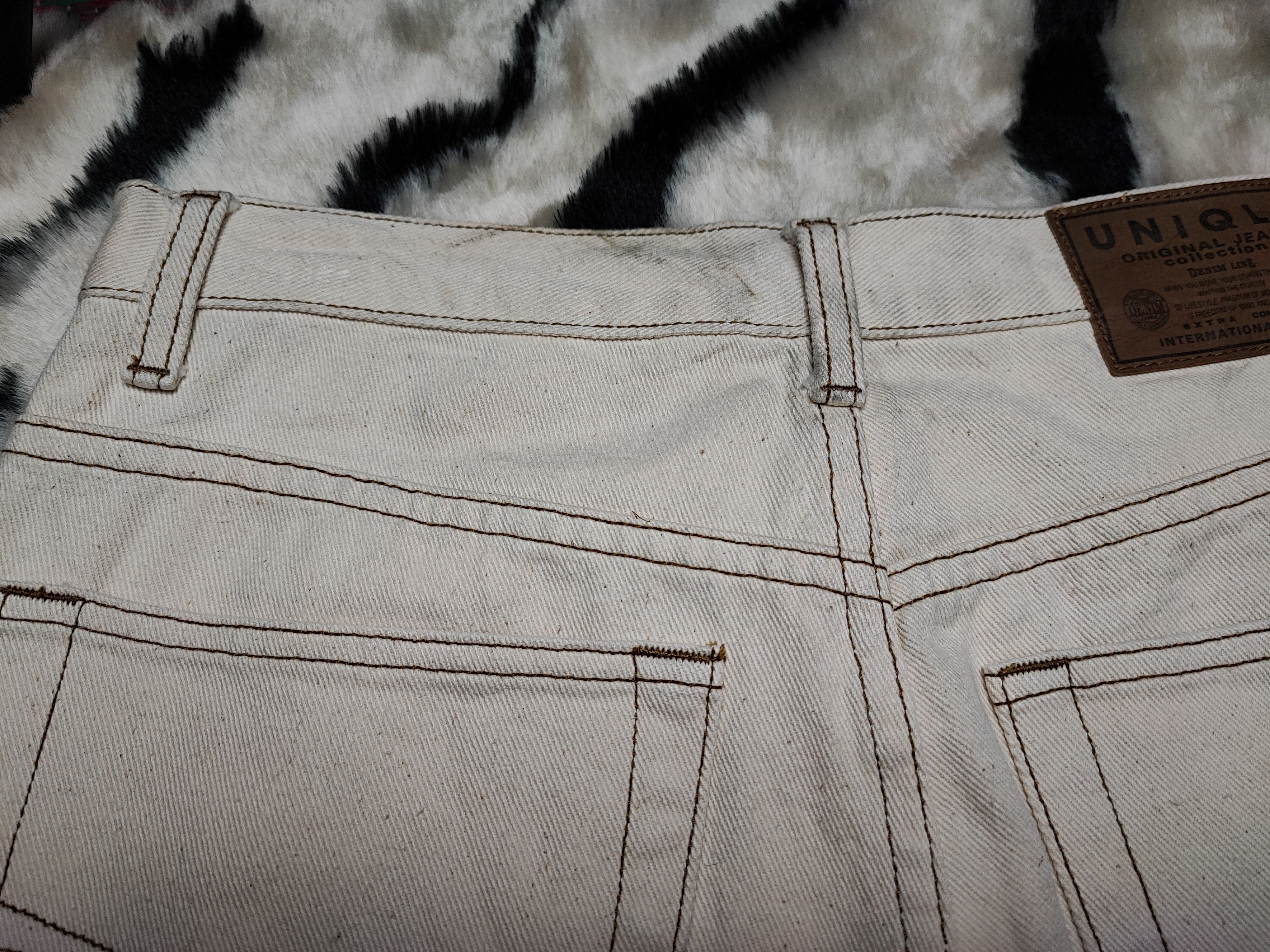 Japanese Brand × Uniqlo × Vintage Vintage Japanese Uniqlo Jeans Size US 31 - 20 Thumbnail