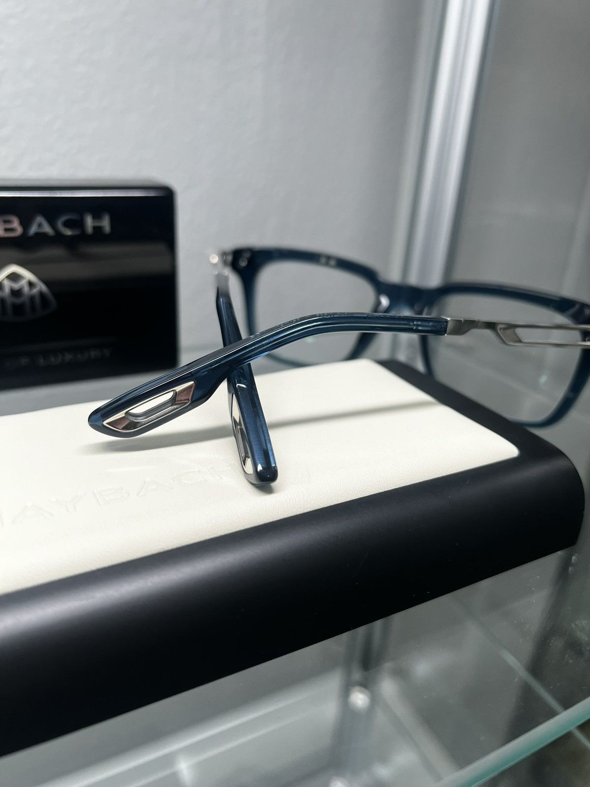 Maybach The Expert IV Glasses