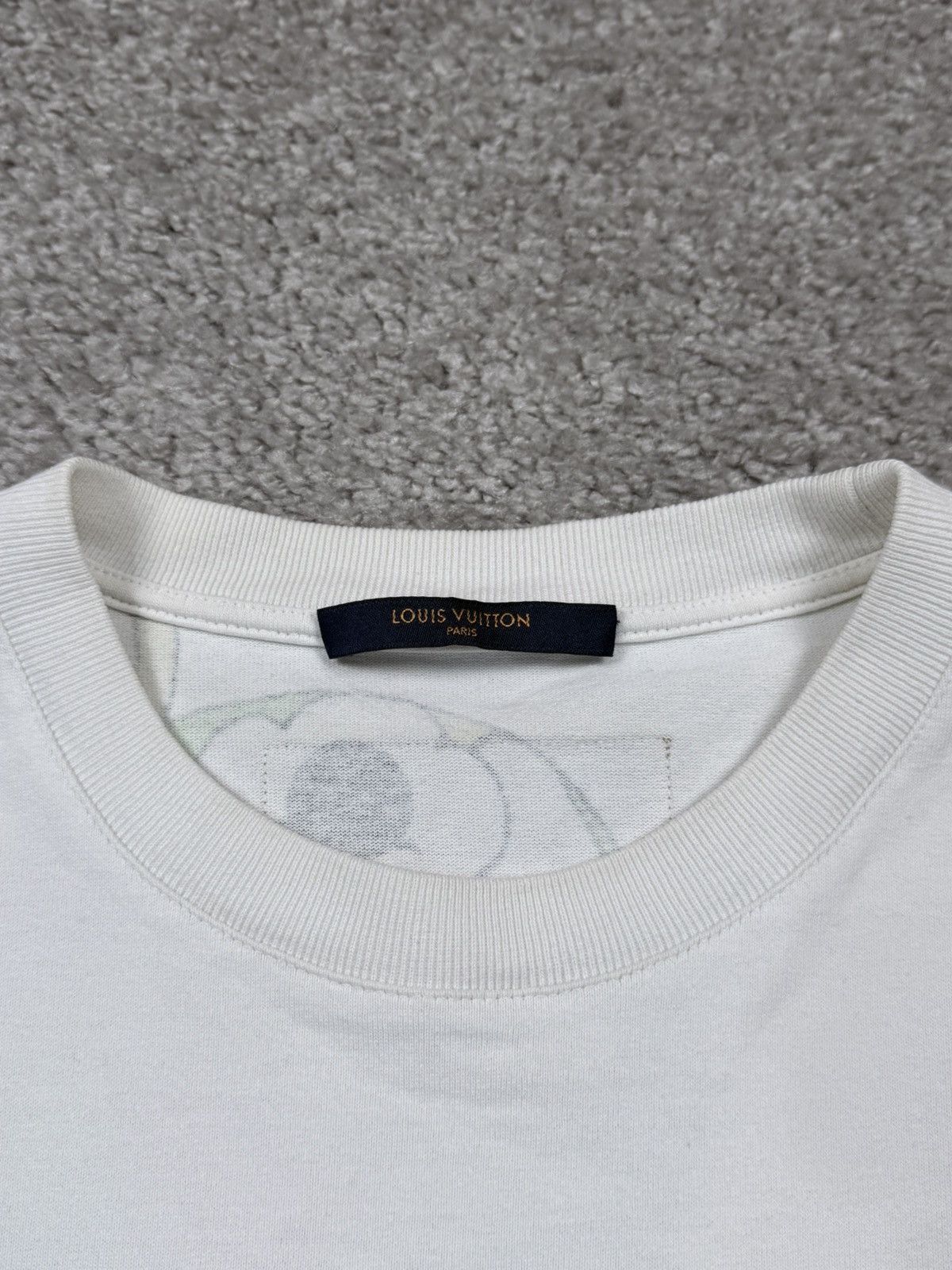Louis Vuitton Louis Vuitton burning house t shirt Size US M / EU 48-50 / 2 - 6 Thumbnail