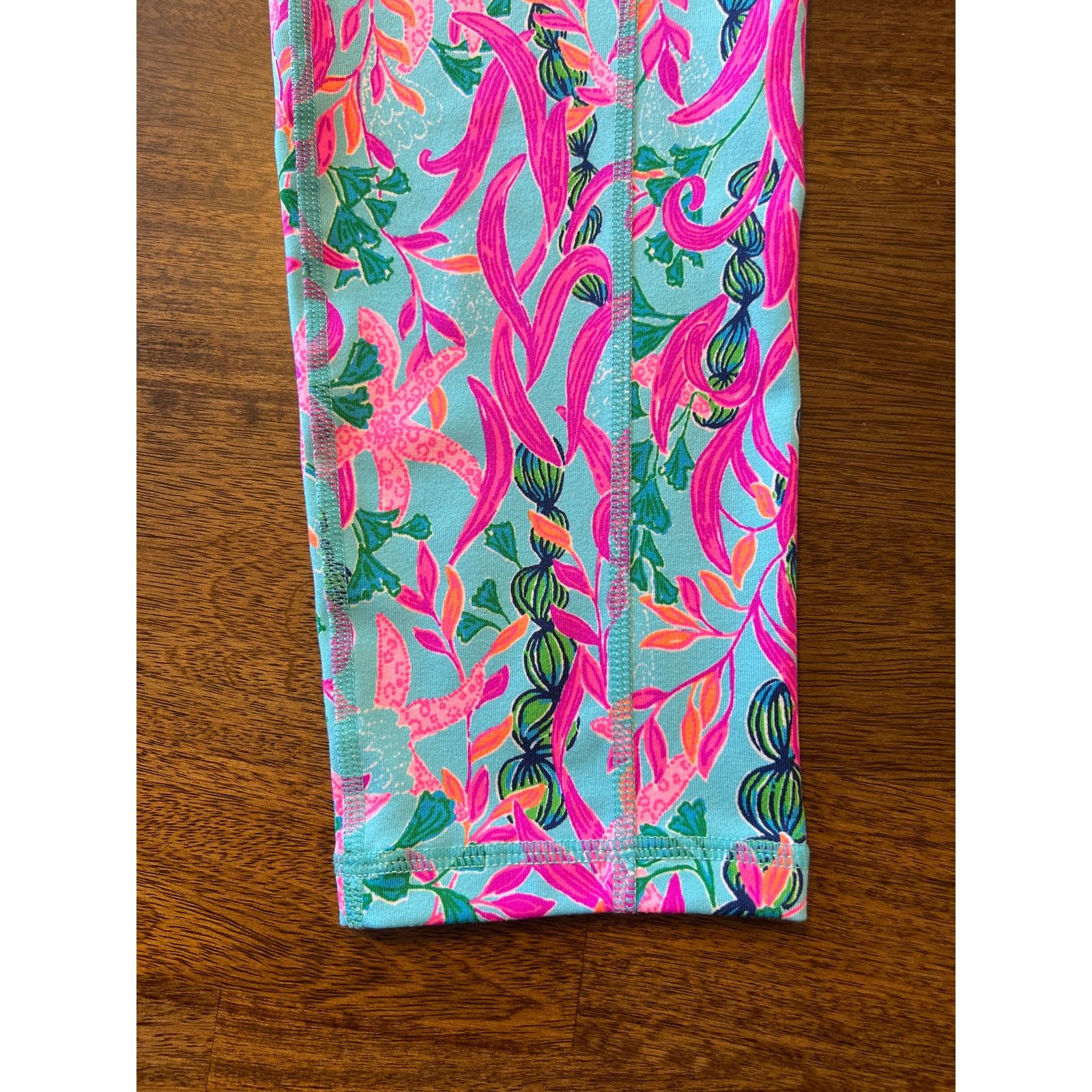 Lilly Pulitzer Lilly Pulitzer Seaweed Samba Luxletic Cropped Pant Medium Size 23" - 3 Thumbnail