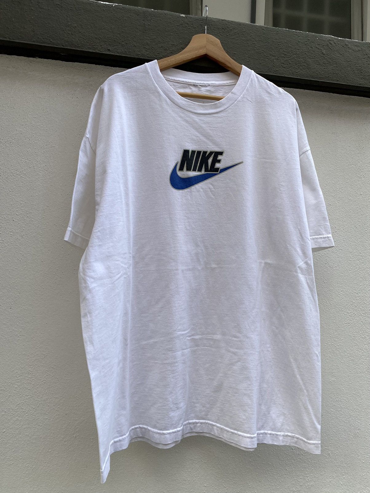 image of Vintage Nike Center Swoosh 00’S + Nike Cap in White, Men's (Size XL)