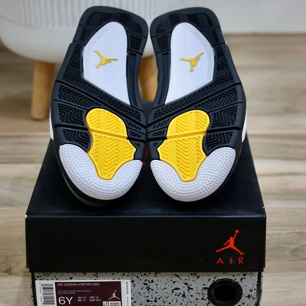 Nike Jordan 4 Retro Cool Grey 2019 GS Size 6Y 408452-007 Size US 6 / EU 39 - 4 Thumbnail
