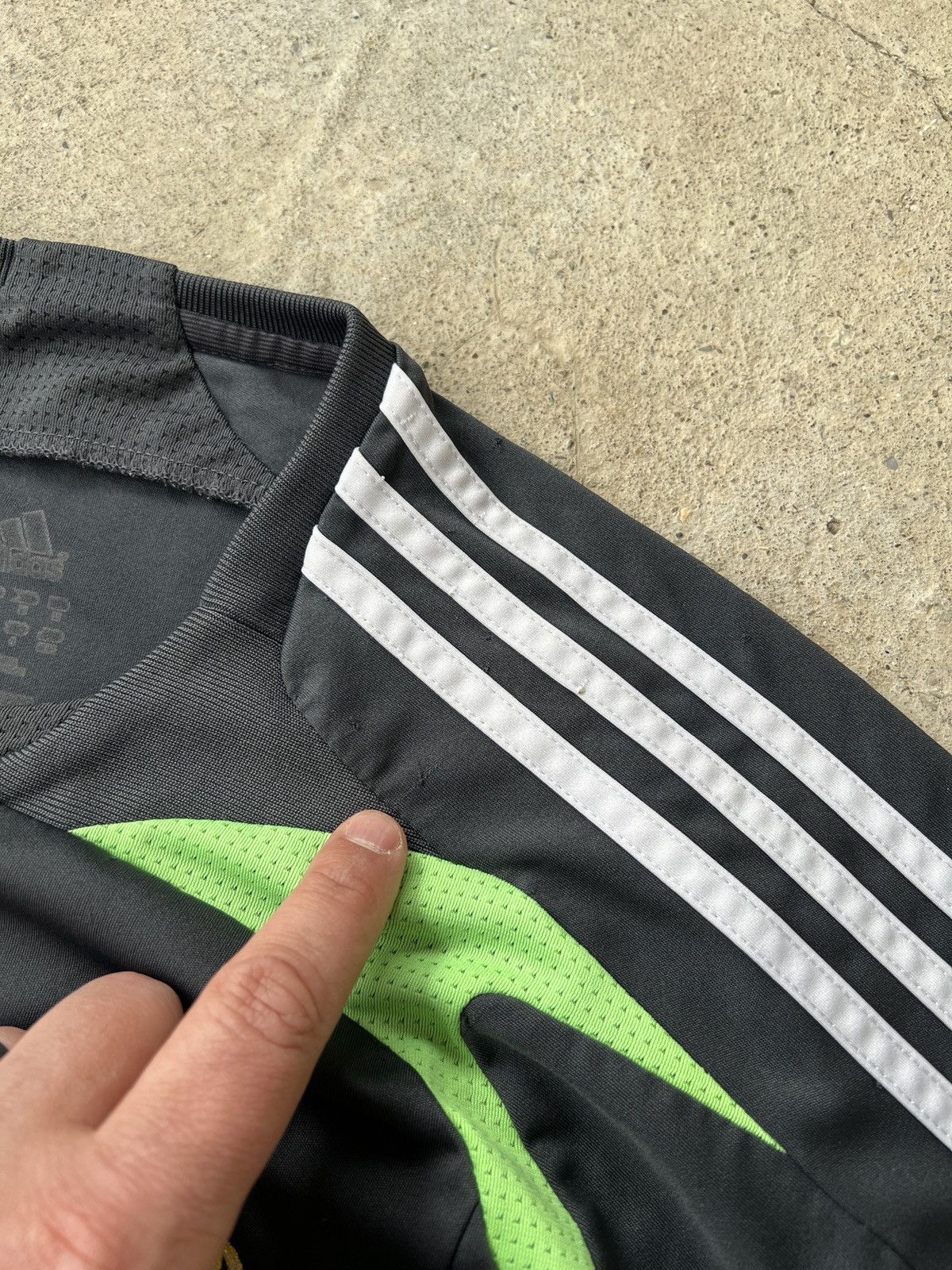 Adidas Adidas Real Madrid 2007/2008 Fotball jersey Size US M / EU 48-50 / 2 - 4 Thumbnail