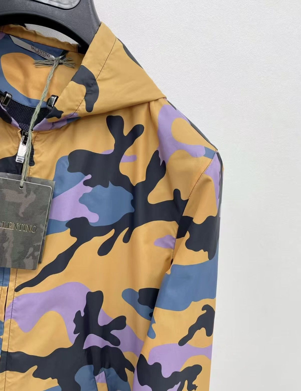 Valentino VALENTINO Camouflage Hooded Jacket J30 Size US M / EU 48-50 / 2 - 3 Thumbnail