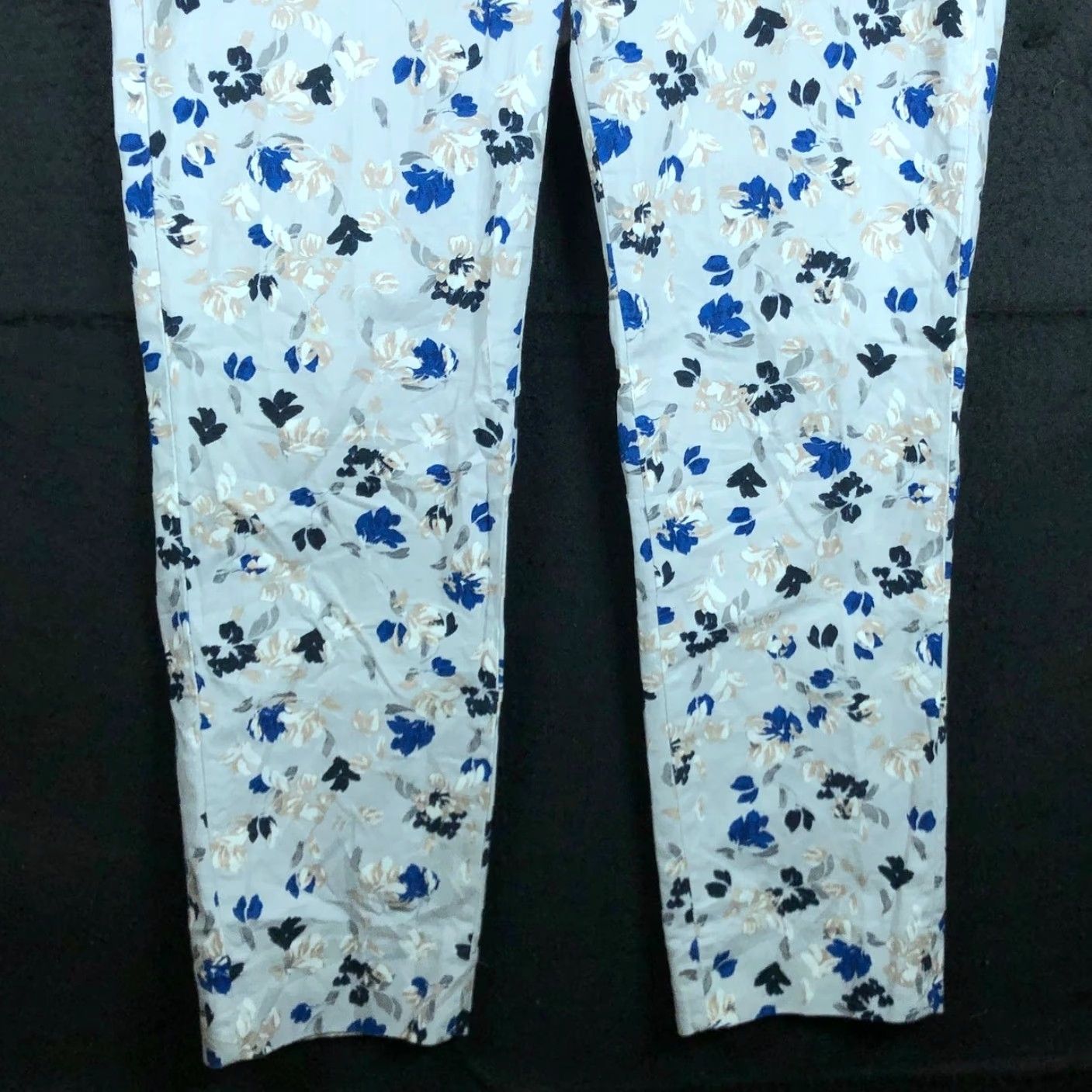 Banana Republic Banana Republic Womens Pants 4P Petite Floral Gray Blue Hampton Fit Stretch Size 27" / US 4 / IT 40 - 3 Thumbnail