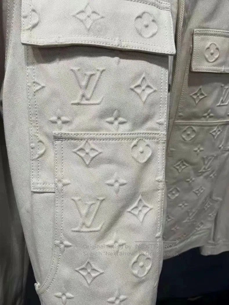 Louis Vuitton Louis Vuitton LV wood embossed Logo denim jacket. Size US L / EU 52-54 / 3 - 7 Thumbnail