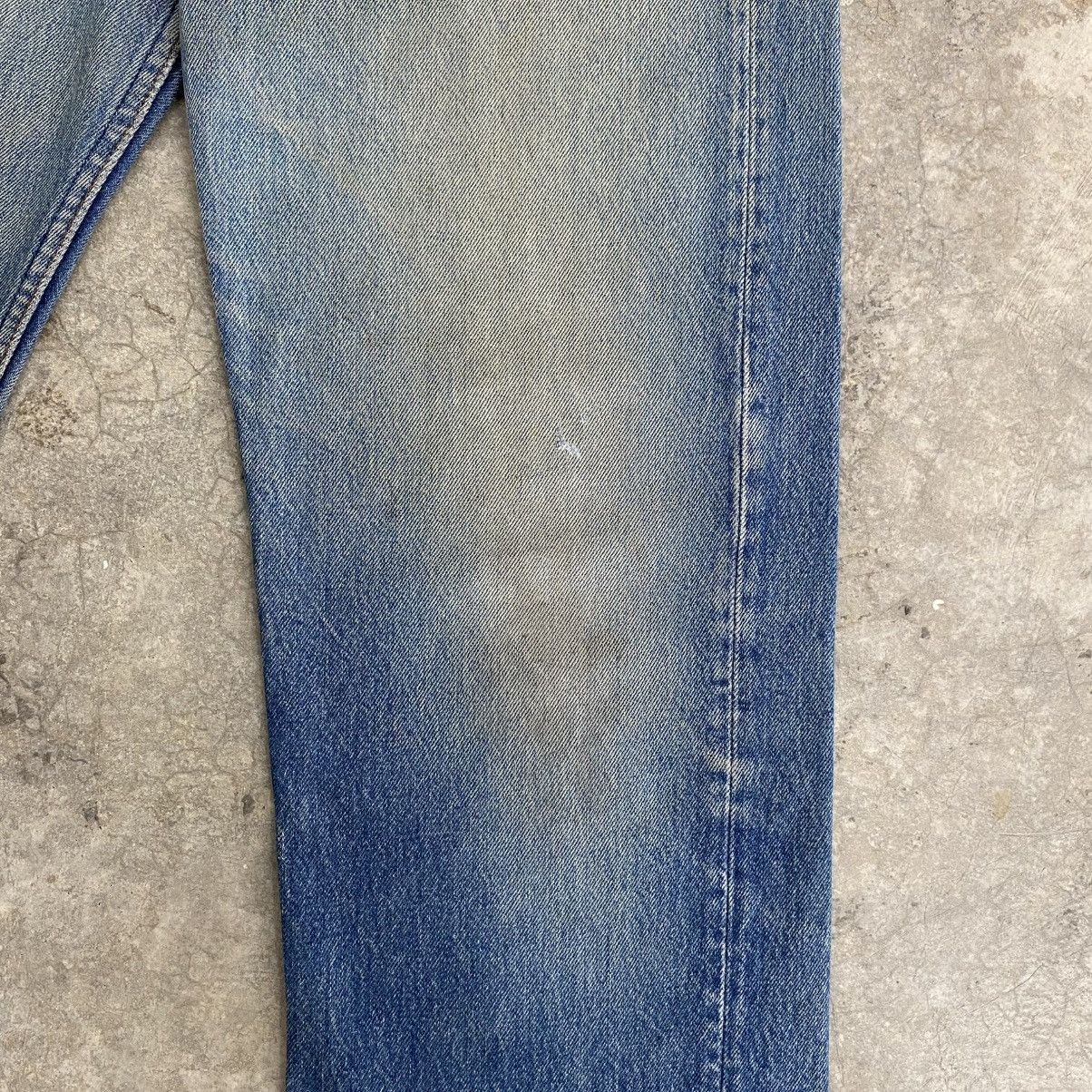 Levi's Vintage 90’s Levis 501 Faded Blue Distressed Denim Jeans Size US 32 / EU 48 - 6 Thumbnail