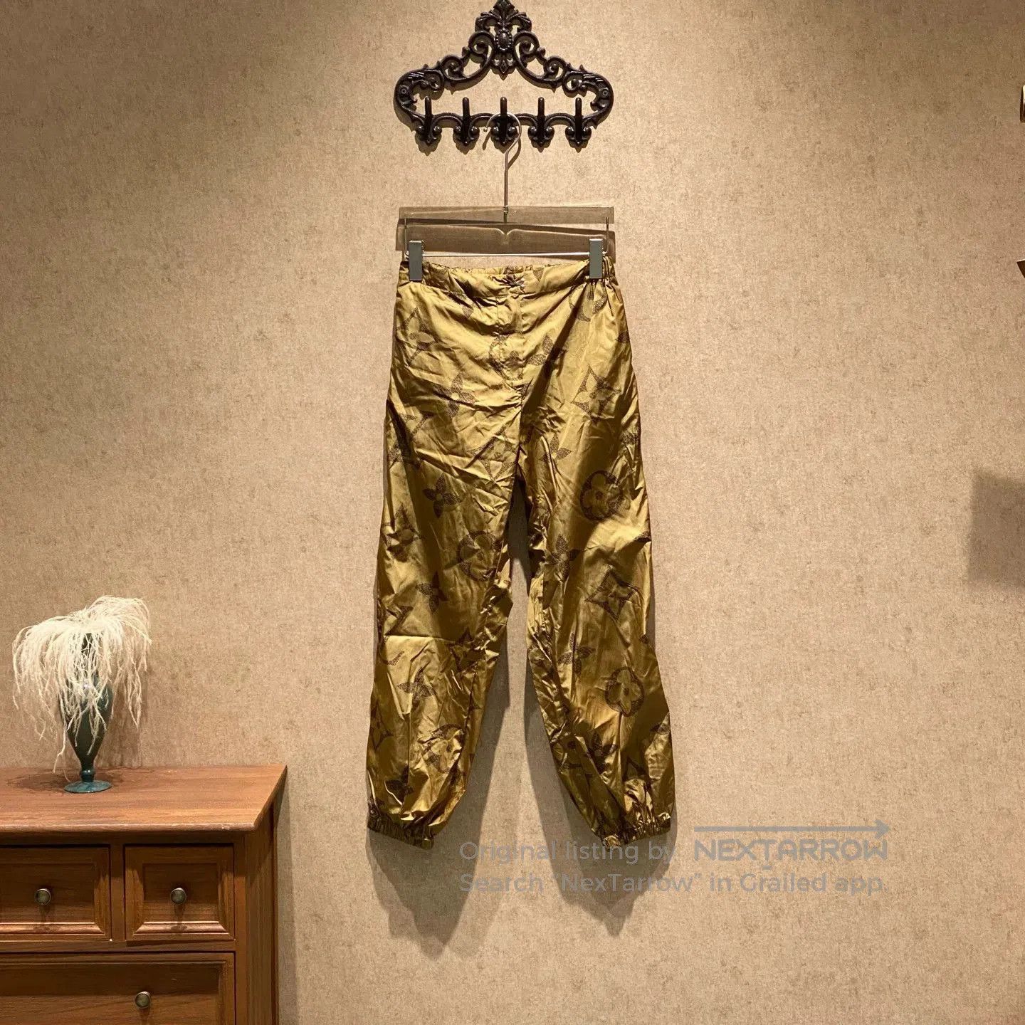 Louis Vuitton Louis Vuitton Brown All-Over Print Sweatpants. Size 35" - 1 Thumbnail