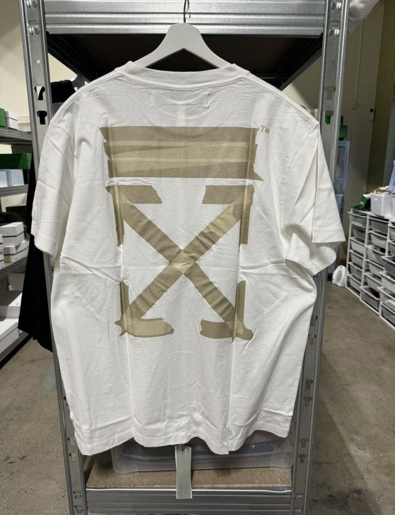 Off-White Off-White Tape Arrow T-Shirt NEW 500$ Size US XL / EU 56 / 4 - 1 Thumbnail