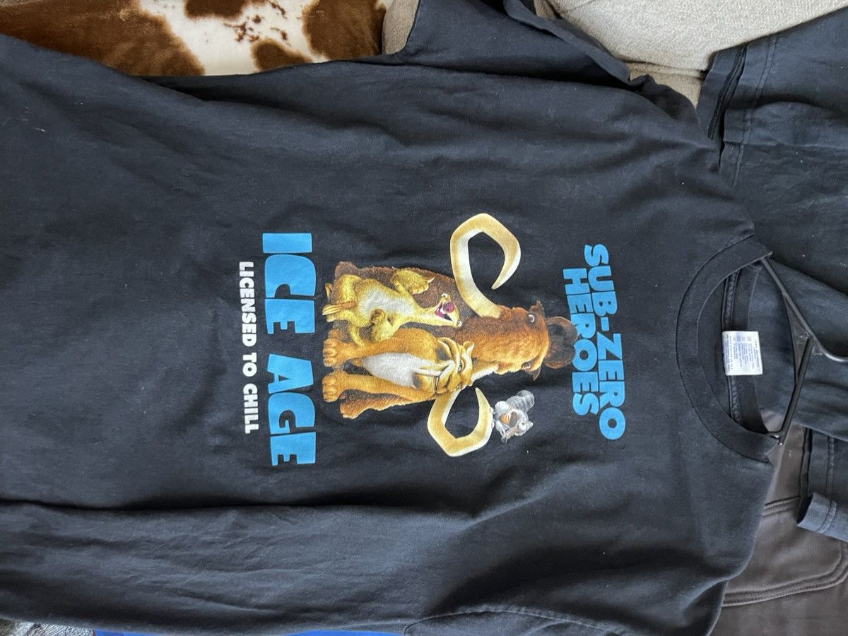 Vintage Vintage Ice age Tee 2002 Size US XL / EU 56 / 4 - 1 Thumbnail