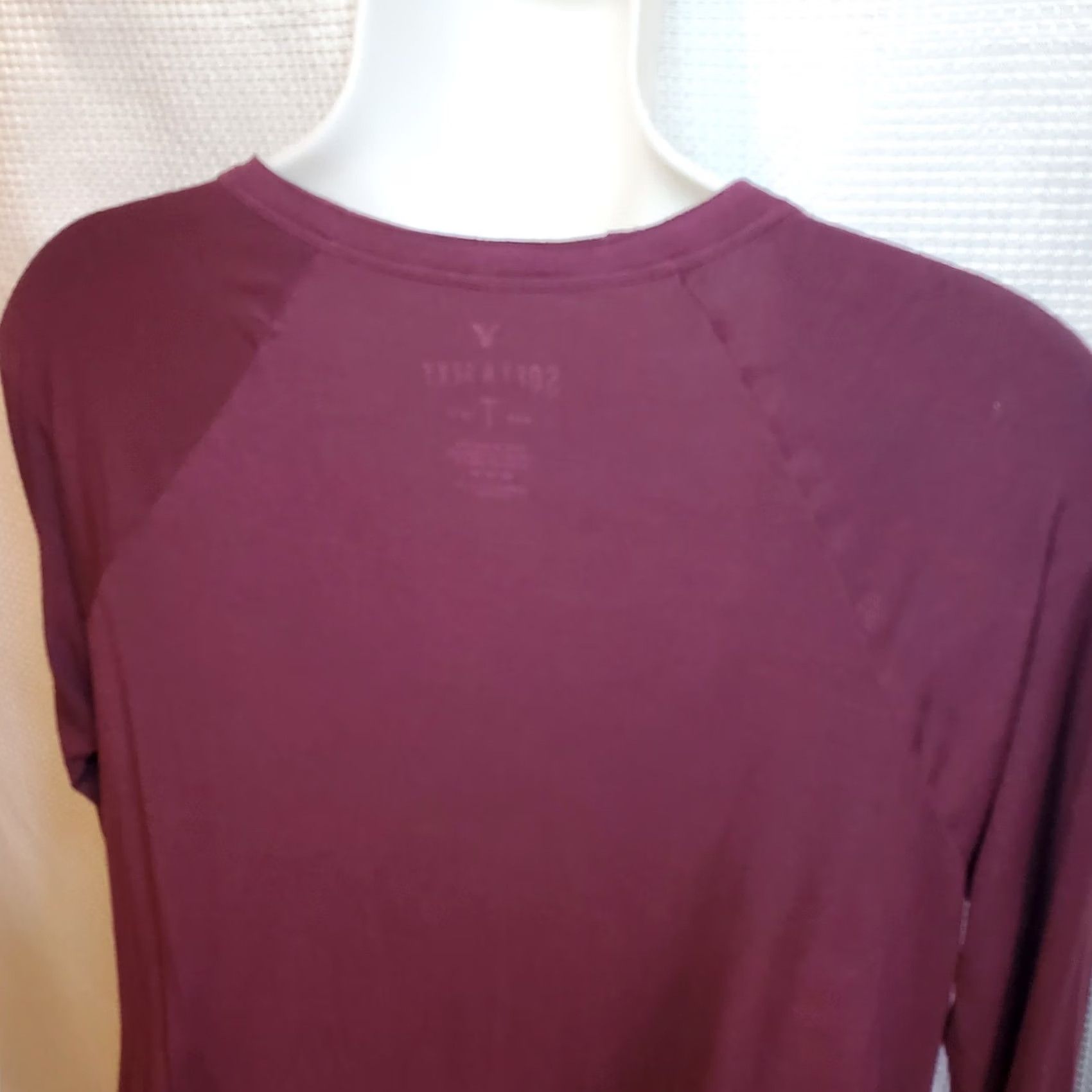 American Eagle Outfitters American Eagle Outfitters T-Shirt Jersey Long Sleeve Maroon Button Front M Women's Regular Size Modern, Casual, Preppy Size M / US 6-8 / IT 42-44 - 5 Thumbnail