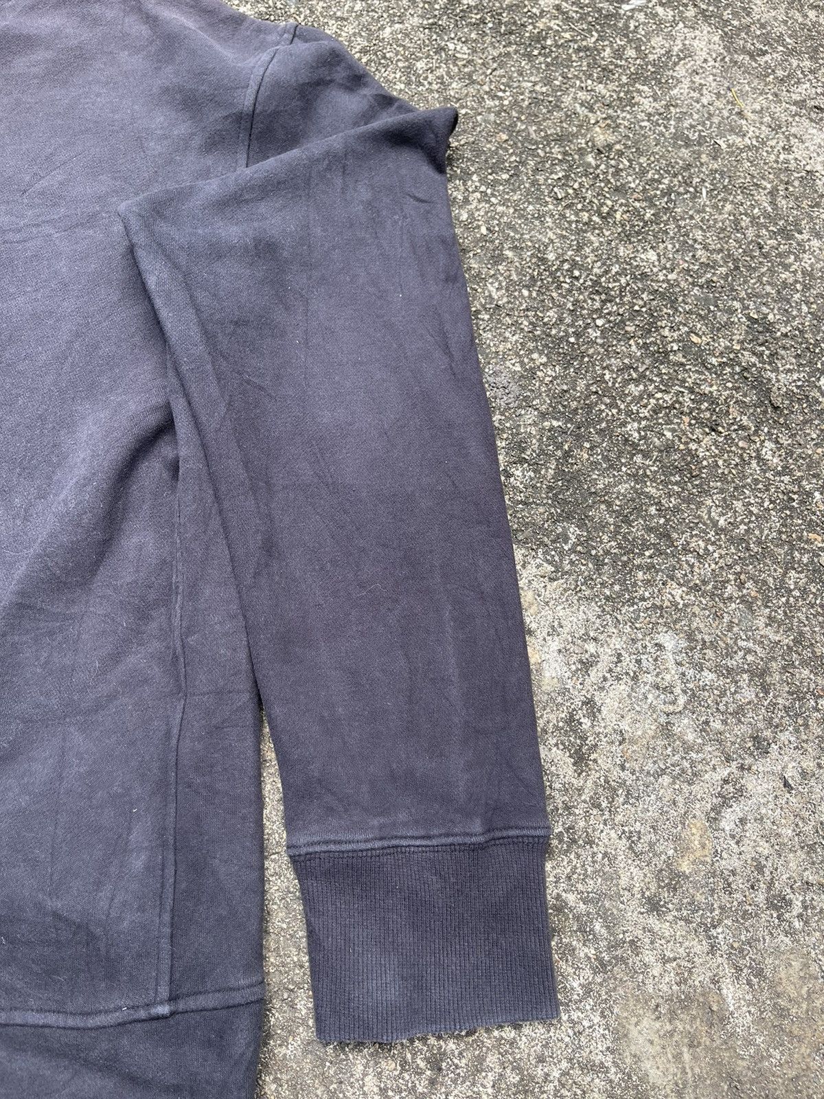 Guess Guess USA Vintage Sweatshirt Faded Black Made in Taiwan Size US M / EU 48-50 / 2 - 11 Thumbnail