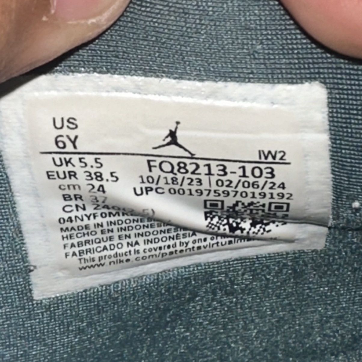 Nike Size 6Y (7.5W) - Nike Air Jordan 4 Retro Oxidized Green Size US 7.5 / IT 37.5 - 6 Thumbnail