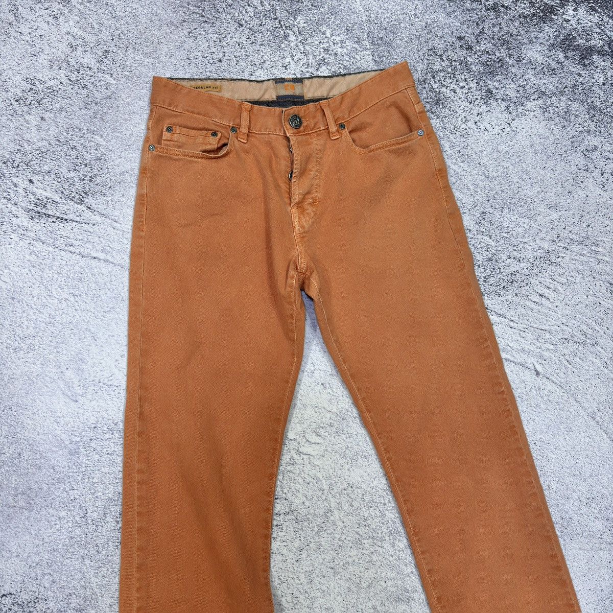 Hugo Boss Hugo Boss Orange Mens 31/32 size Size US 31 - 3 Thumbnail