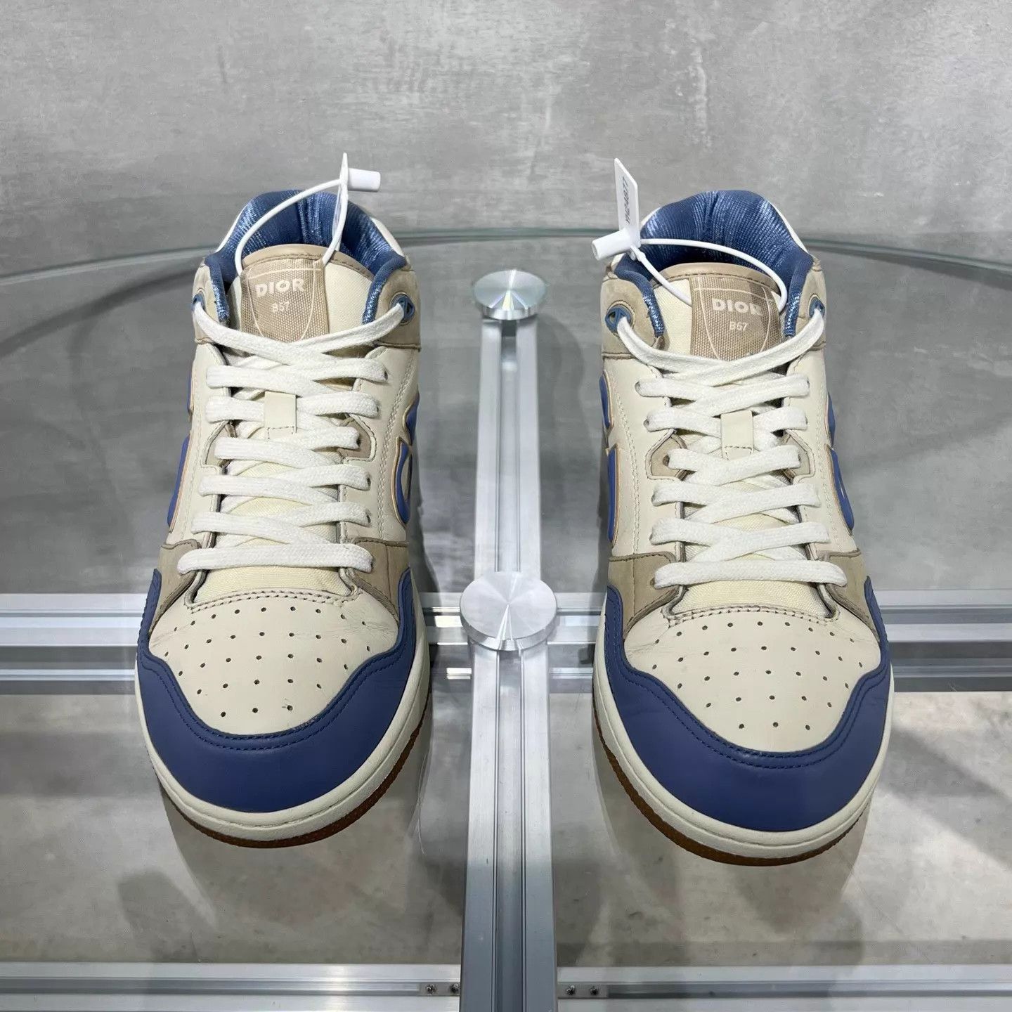 Dior Dior B57 Milk Blue 40 shoes Size US 7 / EU 40 - 1 Thumbnail