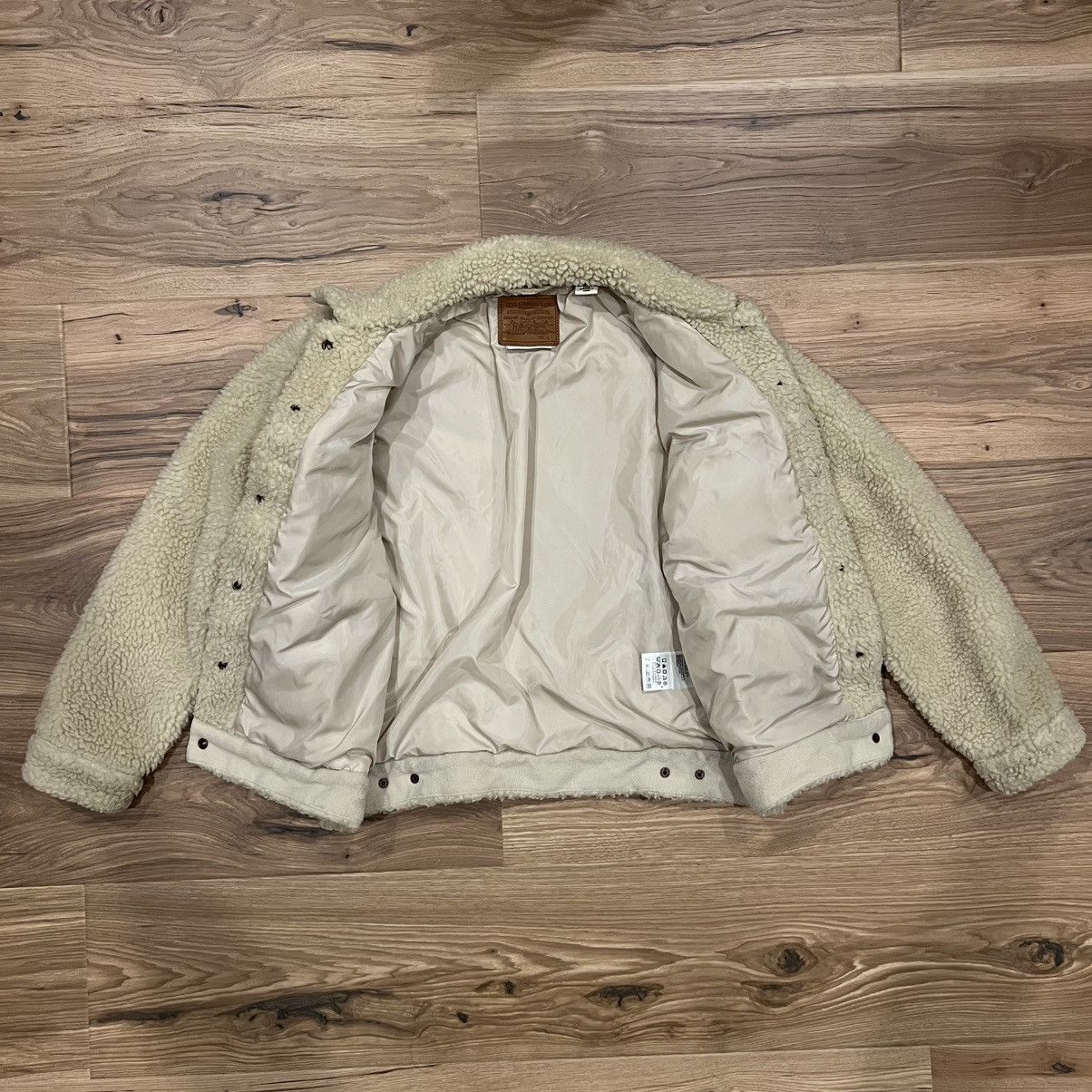 Levi's Levi’s Original Sherpa Trucker Jacket Womens Large Beige Size L / US 10 / IT 46 - 2 Thumbnail