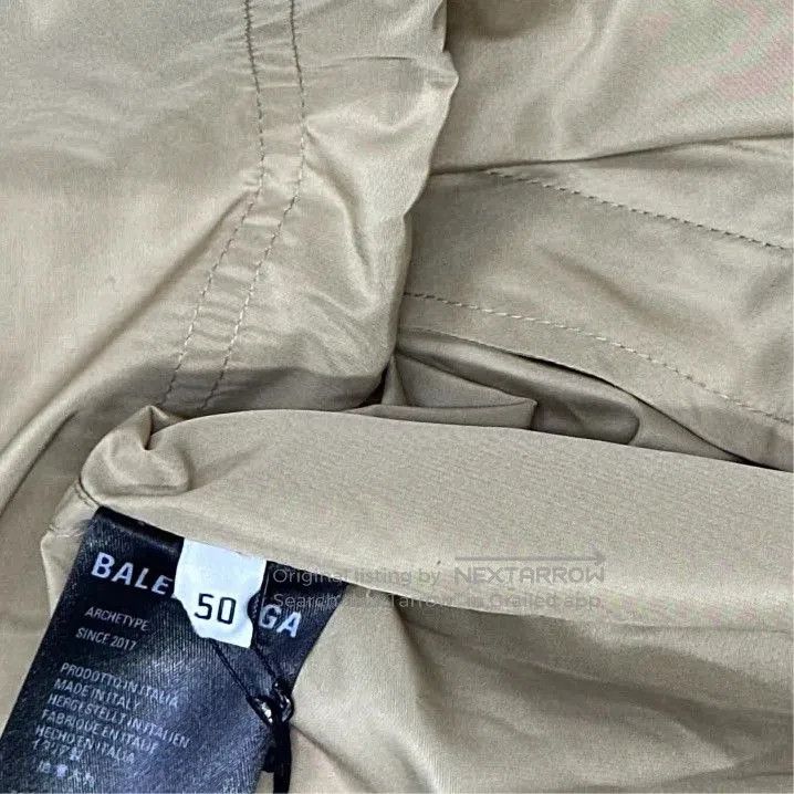 Balenciaga Balenciaga Khaki Logo-Back Jacket for Men. Size US L / EU 52-54 / 3 - 3 Thumbnail