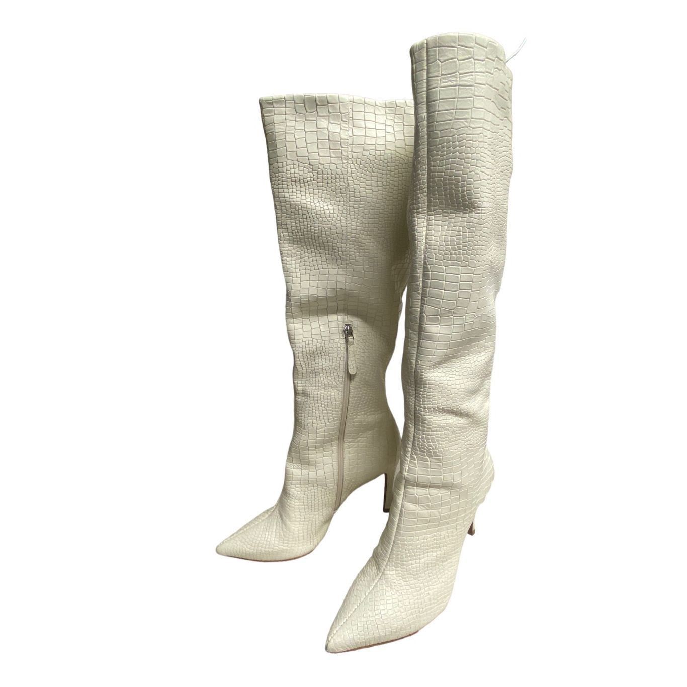 Other Raye Yasmin Boot in White Size 9 Size US 9 / IT 39 - 2 Thumbnail