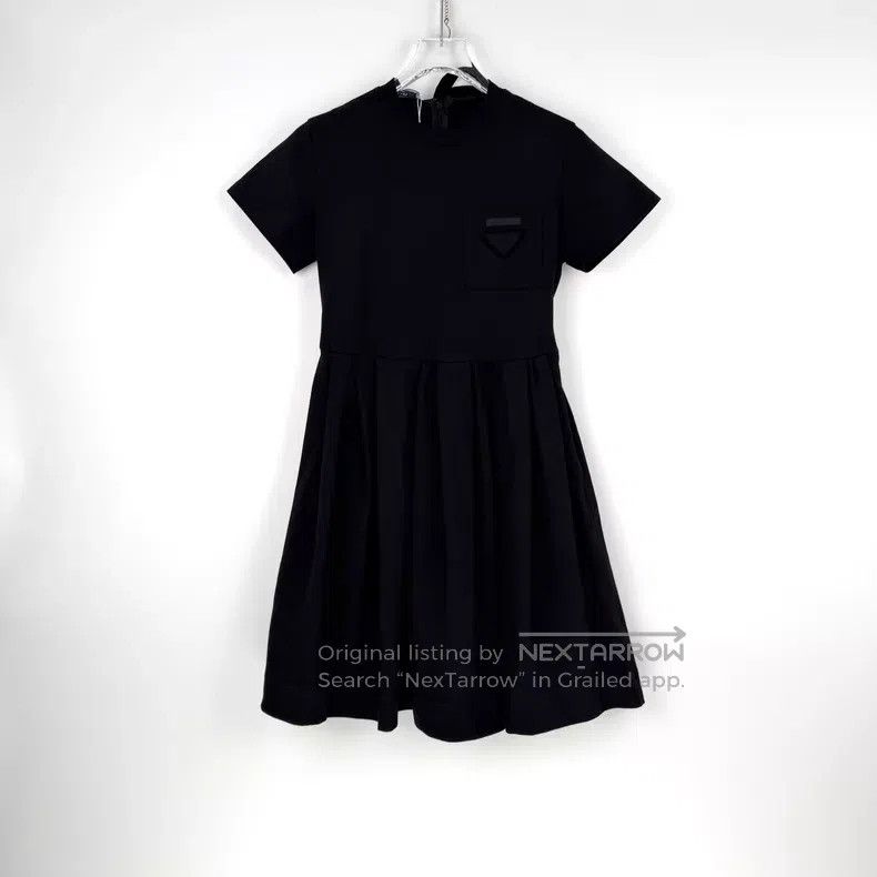 Prada Prada Black cloth triangle logo short-sleeved dress Size XS / US 0-2 / IT 36-38 - 3 Thumbnail