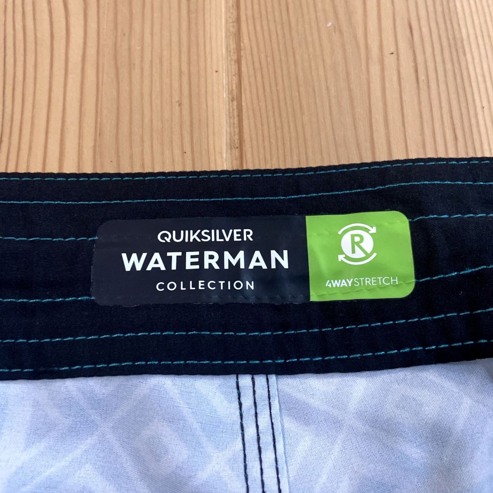 Quiksilver Quiksilver Waterman Board Shorts Men 32 Tuna Mahi Swim Trunks 4 Way Stretch Surf Green Solid Size US 32 / EU 48 - 3 Thumbnail
