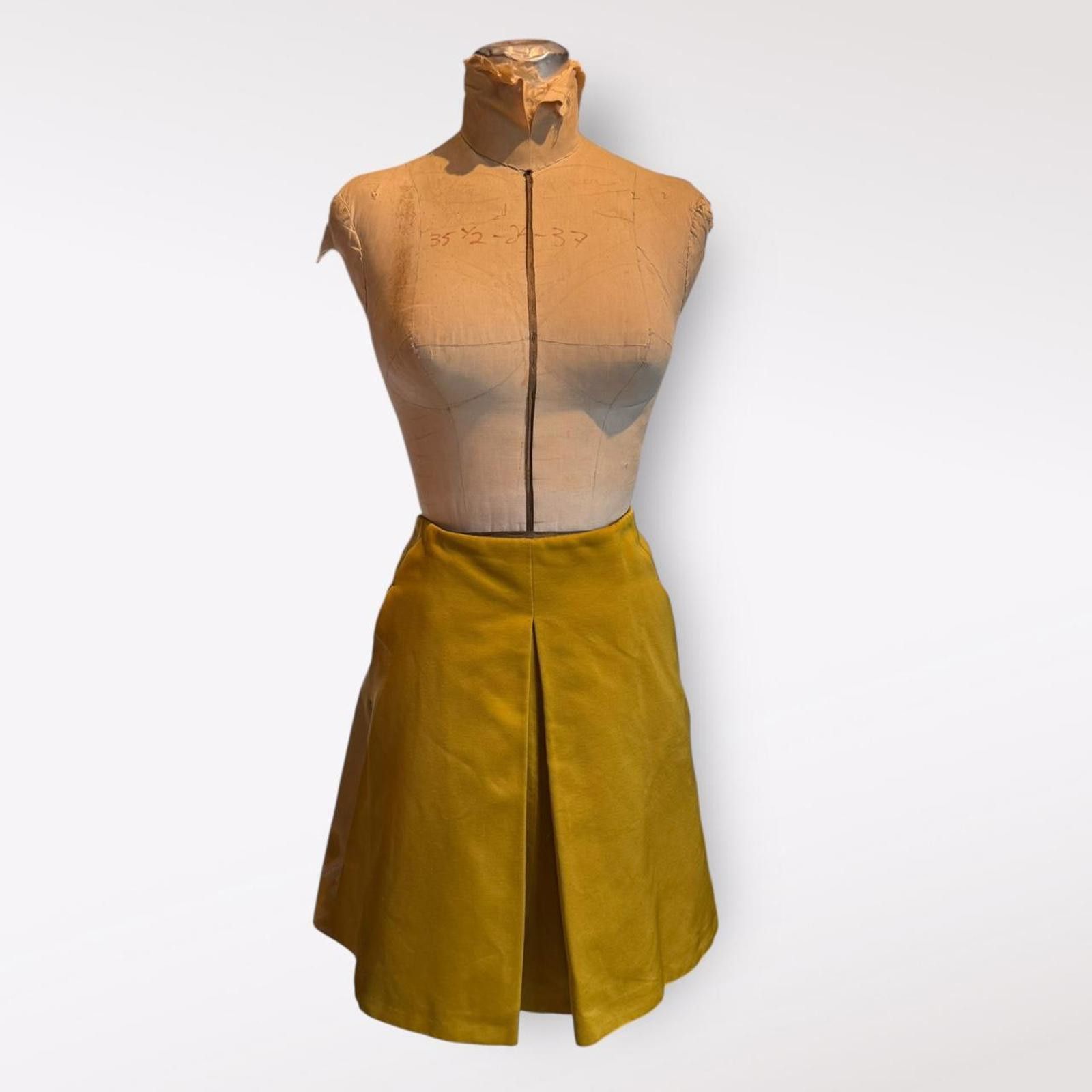 Max Mara Max Mara Yellow Pleated Skirt Size L Size 36" / US 14 / IT 50 - 1 Thumbnail