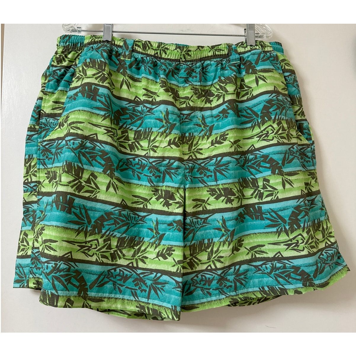 Columbia 2 Columbia Omni Shade XXL 8 Bathing Suits Swim Shorts Size US 38 / EU 54 - 2 Thumbnail