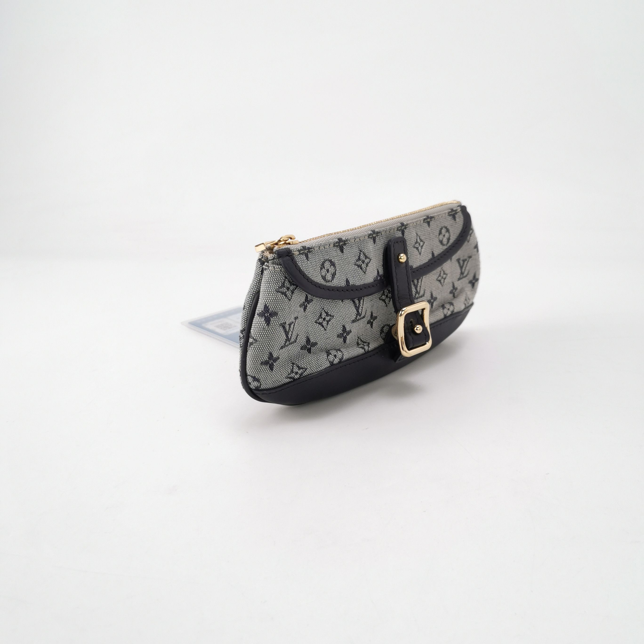 Louis Vuitton Louis Vuitton (LV) canvas belt buckle decorated with monogr Size ONE SIZE - 1 Thumbnail