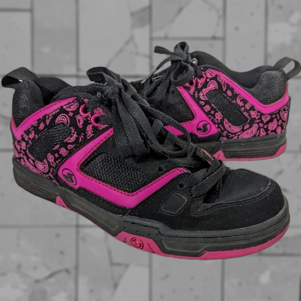 VINTAGE DVS Women's Skateboarding Shoes Sz Low Top Sneakers