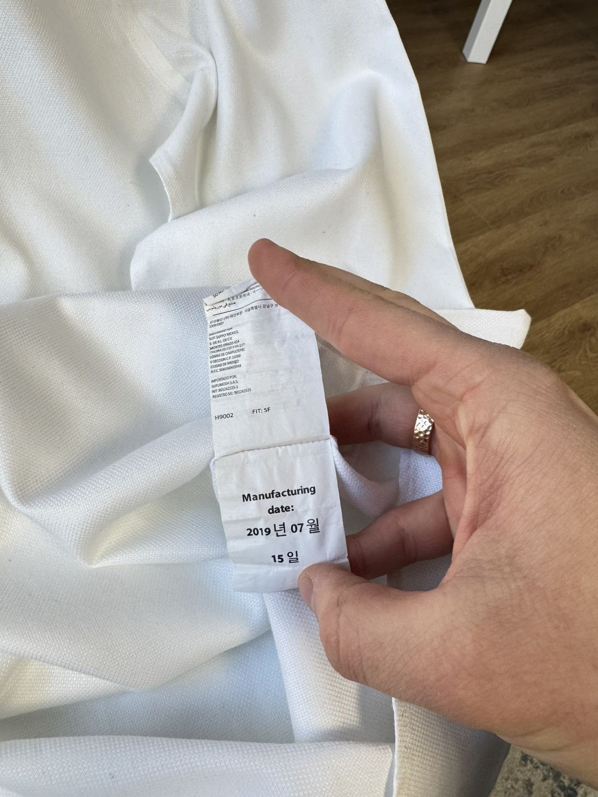 Suitsupply Suitsupply white shirt size 15 3/4 size M-L Size US L / EU 52-54 / 3 - 6 Thumbnail