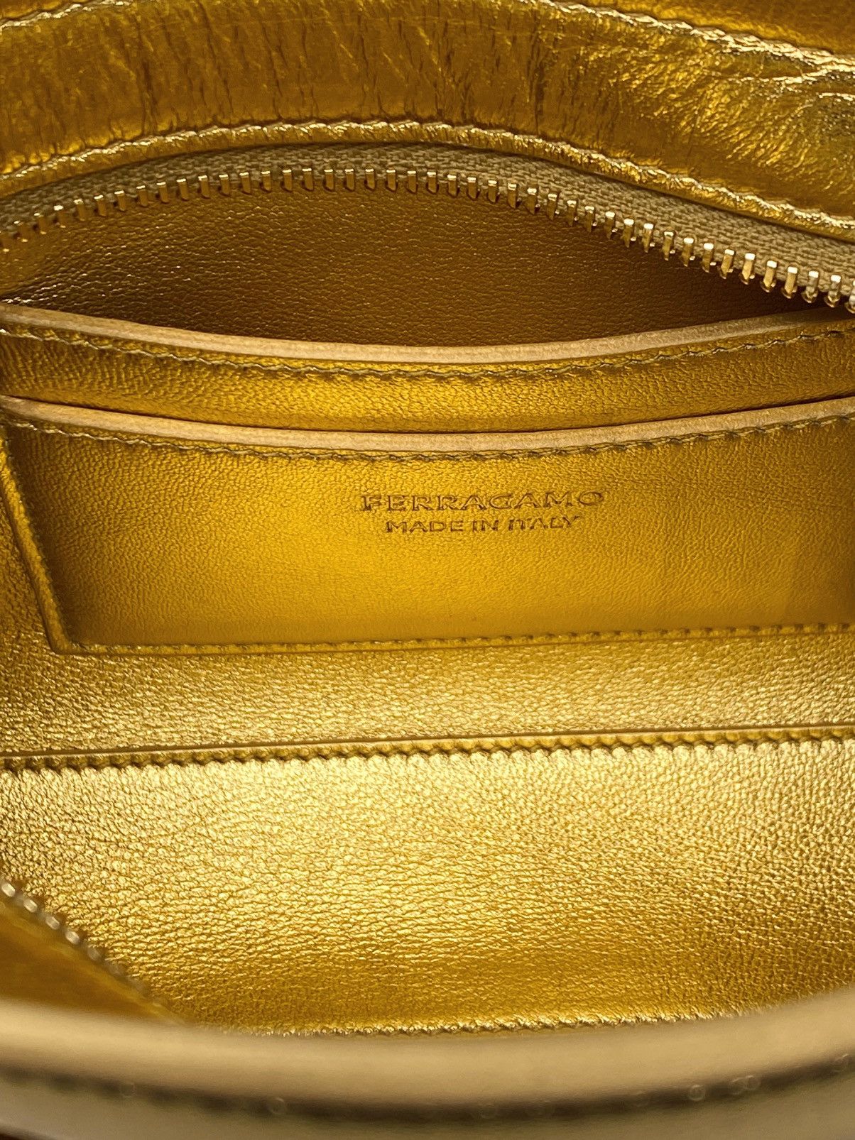 Salvatore Ferragamo Ferragamo Hug Metallic Leather Crossbody Bag Size ONE SIZE - 19 Thumbnail