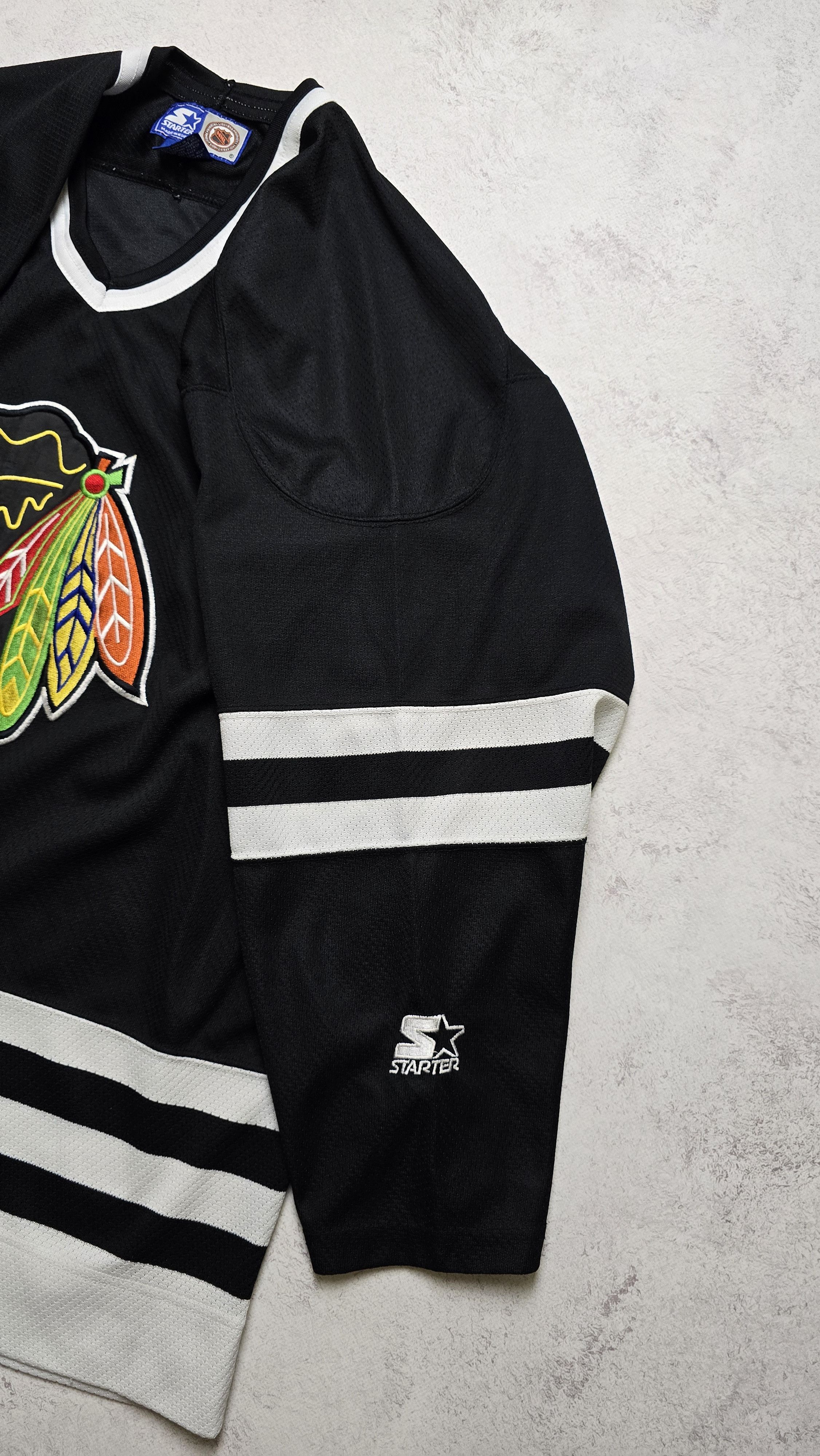 Starter Rare VTG Starter Chicago Blackhawks Ice Hockey NHL Jersey Size US L / EU 52-54 / 3 - 14 Thumbnail