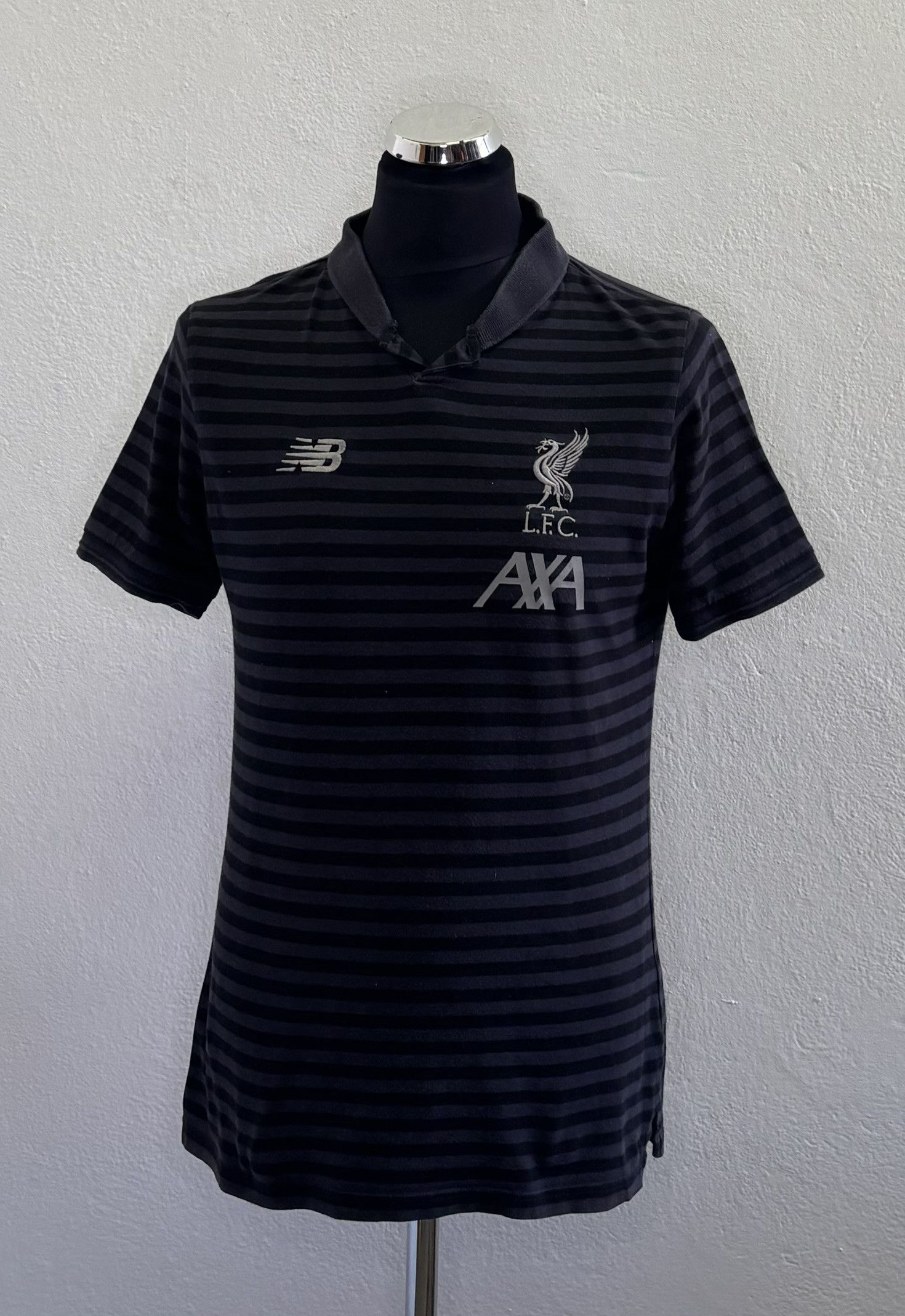 New Balance Polo Liverpool 2019/2020 New Balance Size. M Size US M / EU 48-50 / 2 - 1 Thumbnail