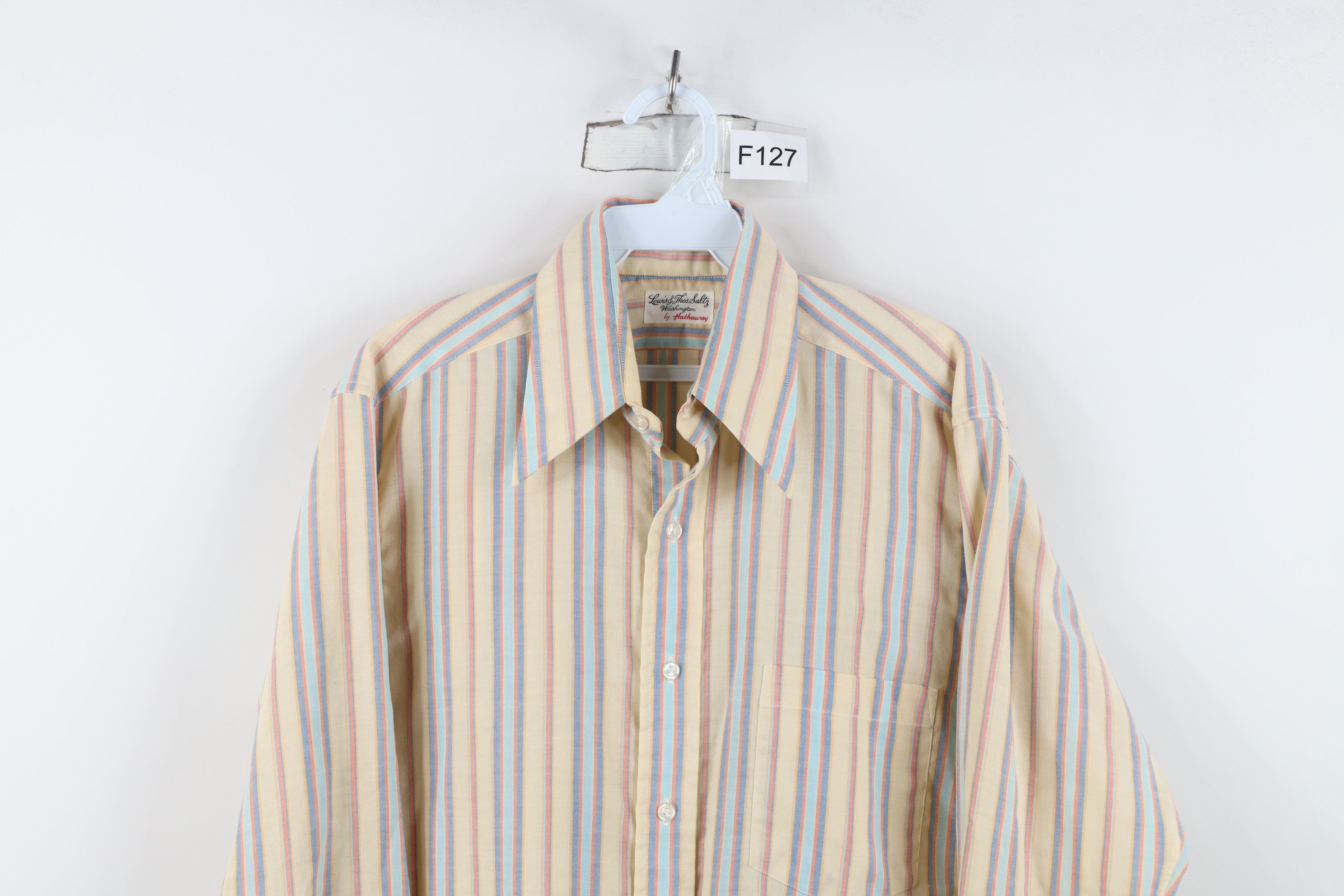 Vintage Vintage 60s Lewis & Thos Saltz Washington Button Shirt Size US M / EU 48-50 / 2 - 2 Thumbnail