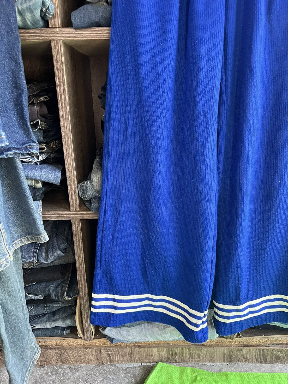 Adidas 🔥Adidas Originals Trefoil Wide Leg Knit Sweatpant Size US 26 / EU 42 - 8 Thumbnail