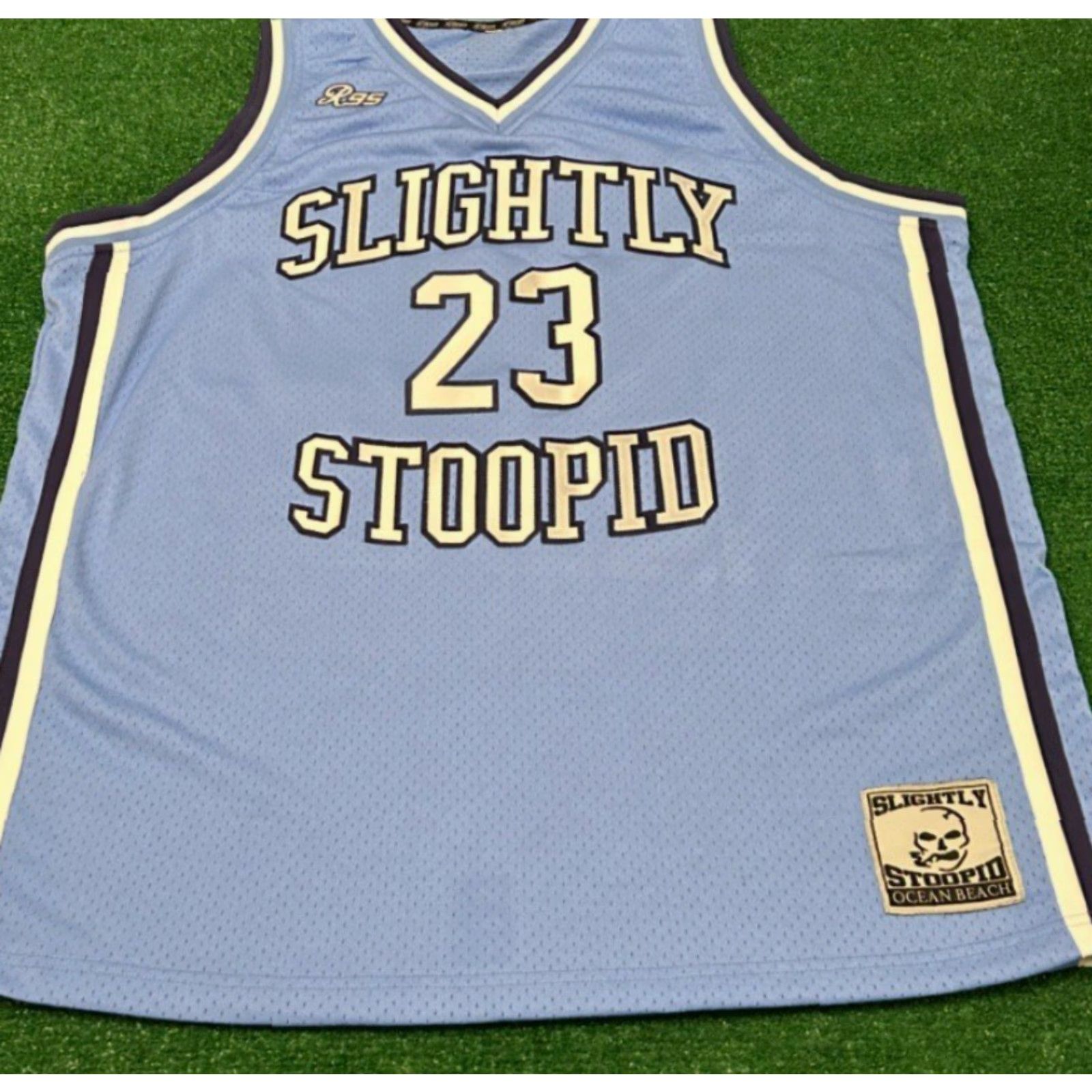 Vintage VINTAGE Slightly Stoopid Summertime 23 Basketball Jersey Tarheels North Carolina 2XL Blue Mens Fitness Sports College University Size US XXL / EU 58 / 5 - 4 Thumbnail