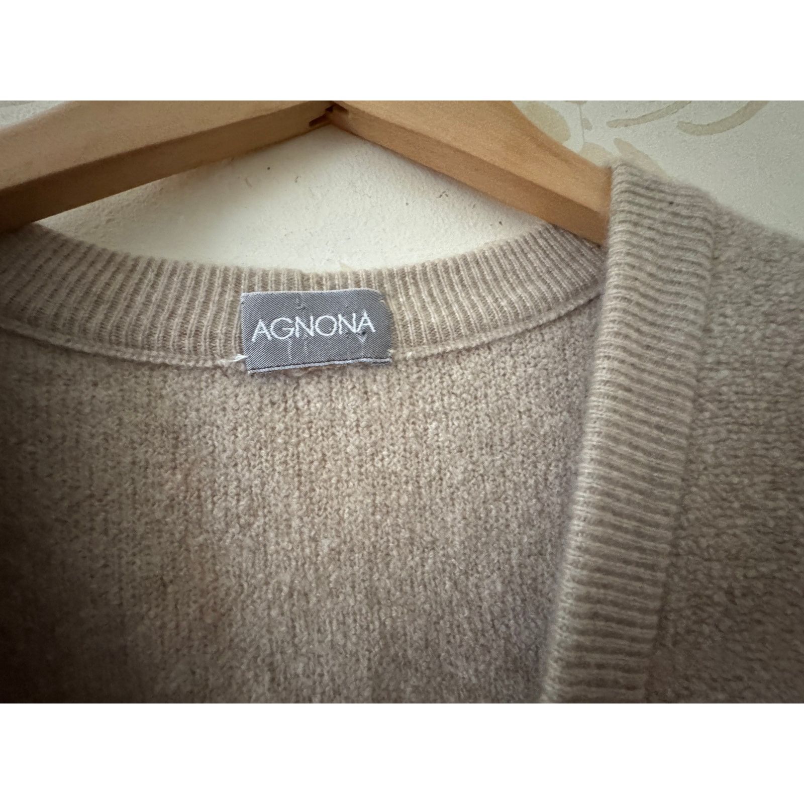 Agnona Men's L Agnona 100% Cashmere Beige Sweater Size US XL / EU 56 / 4 - 2 Thumbnail