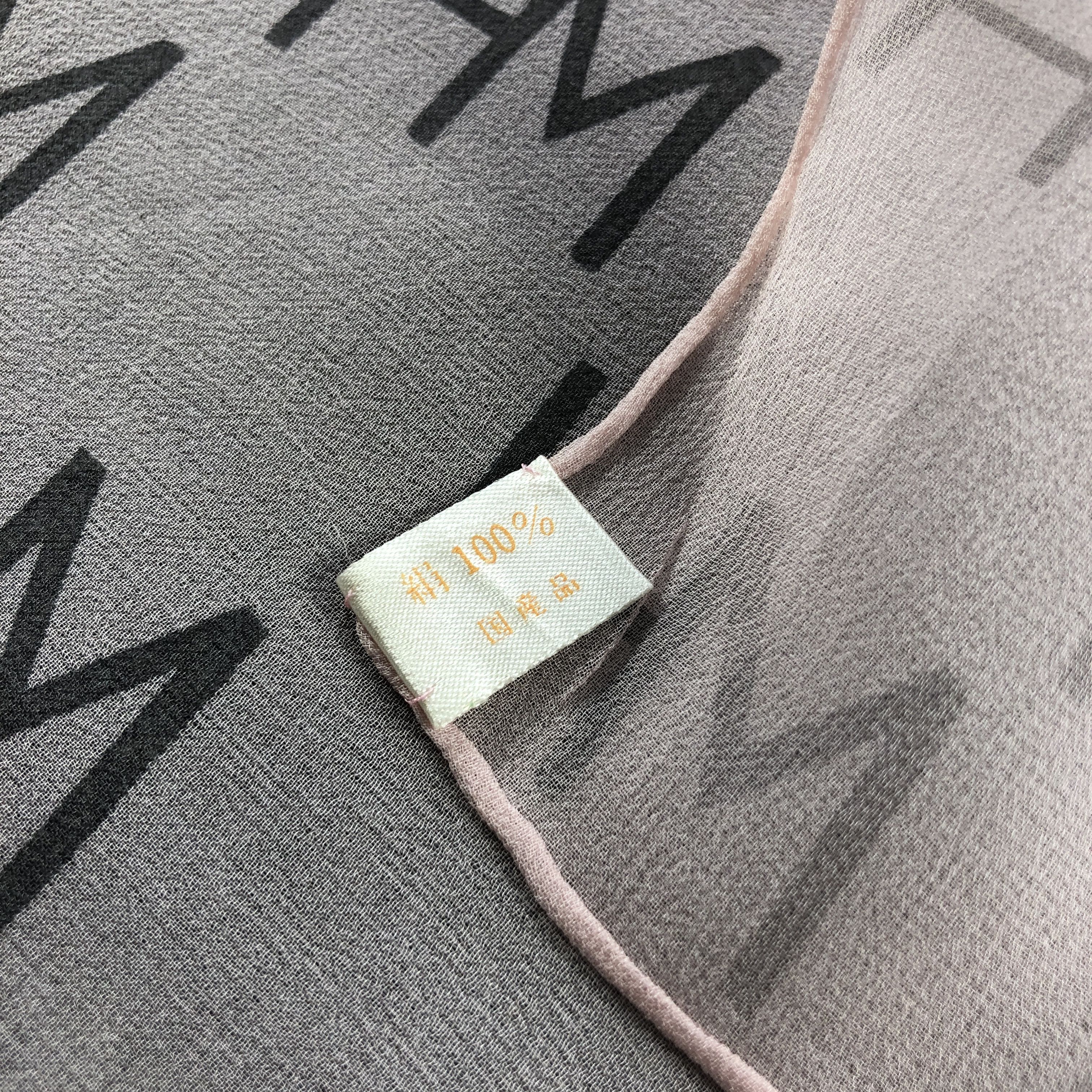 Hanae Mori Hanae Mori Monogram Hand Rolled Silk Scarf M1056 Size ONE SIZE - 7 Thumbnail