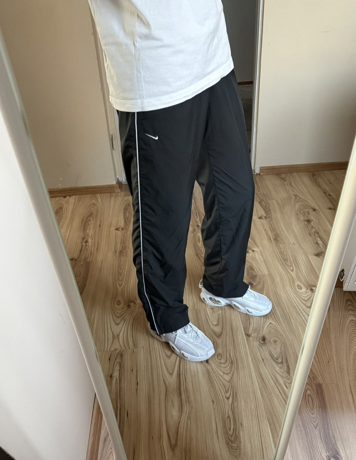 Nike × Vintage Vintage 00’s Y2K Nike Swoosh Parachute Loose Fit Sweatpants Size 28" / US 6 / IT 42 - 3 Thumbnail
