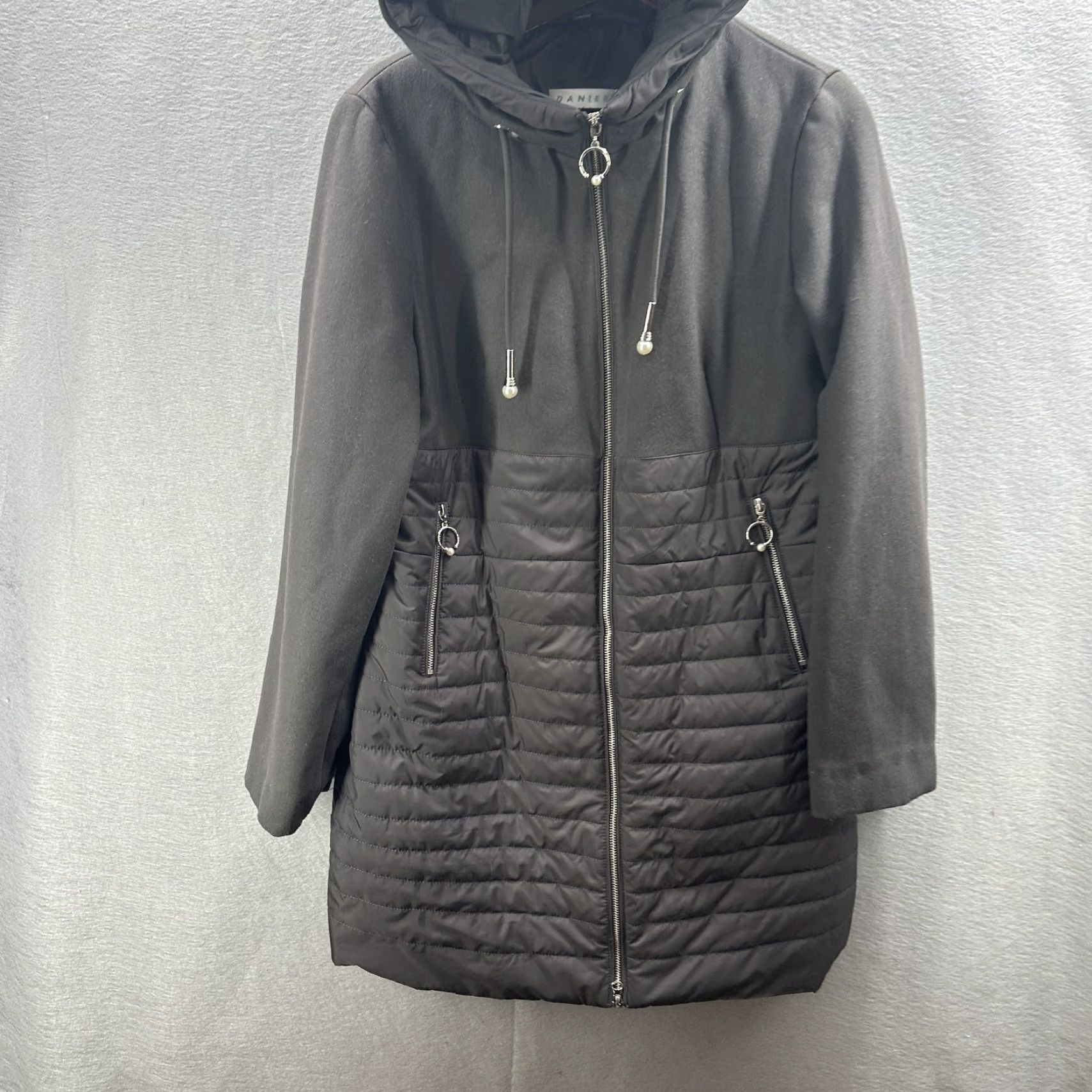 Vintage Danier Coat Womens Large Black Quilted Hooded Full Zip Puffer Parka Jacket Size L / US 10 / IT 46 - 2 Thumbnail
