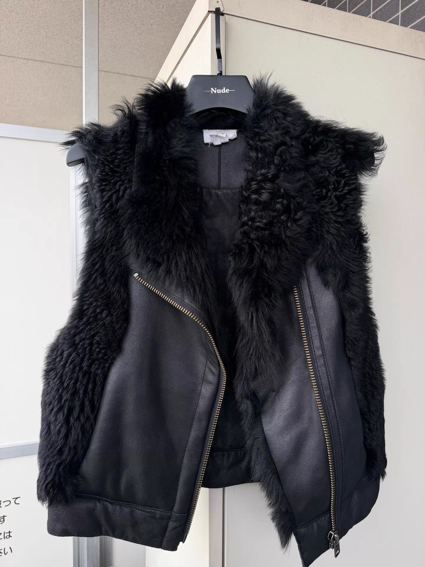 Helmut Lang Helmut Lang Fur-Shearling Paneled Asymmetric Zip Vest Size S / US 4 / IT 40 - 3 Thumbnail