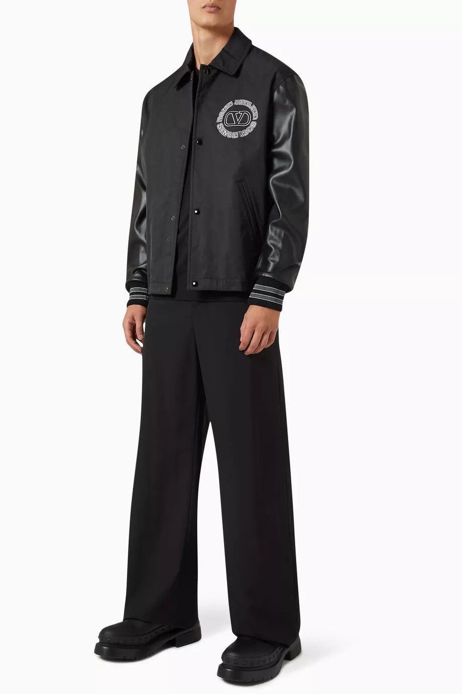Valentino o1y0525 Logo Jacket in Black Size US M / EU 48-50 / 2 - 4 Thumbnail