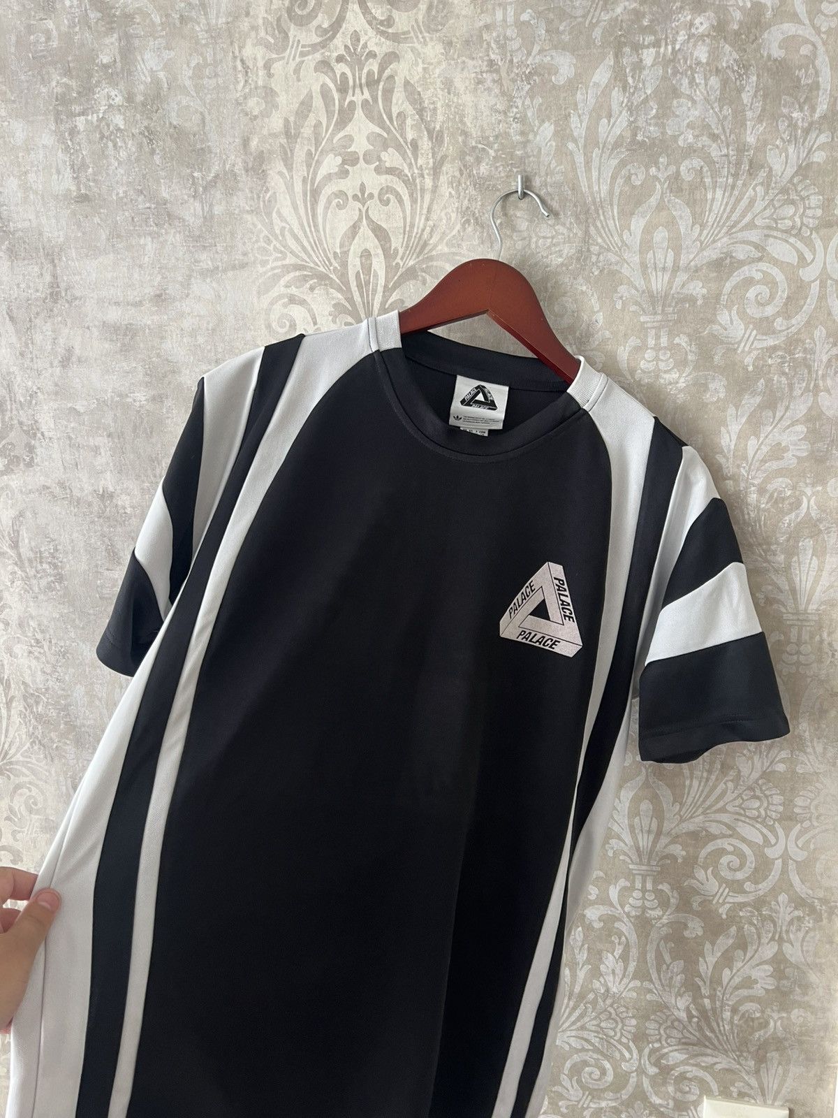 Adidas × Palace Adidas Palace T-Shirt Tee Size US S / EU 44-46 / 1 - 3 Thumbnail