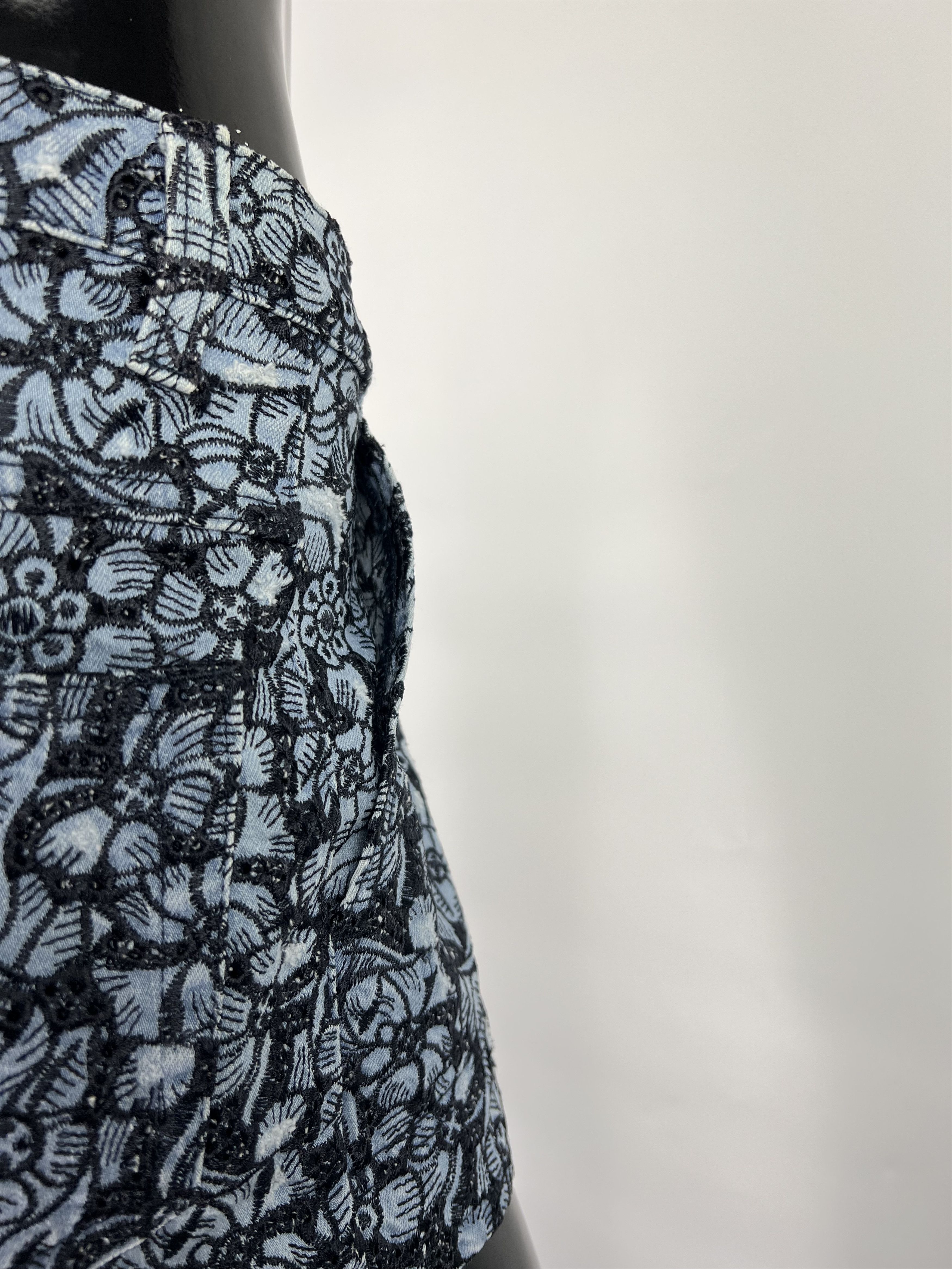 Isabel Marant Isabel Marant Etoile Blue Embroidered Floral Short Size 32" / US 10 / IT 46 - 4 Thumbnail