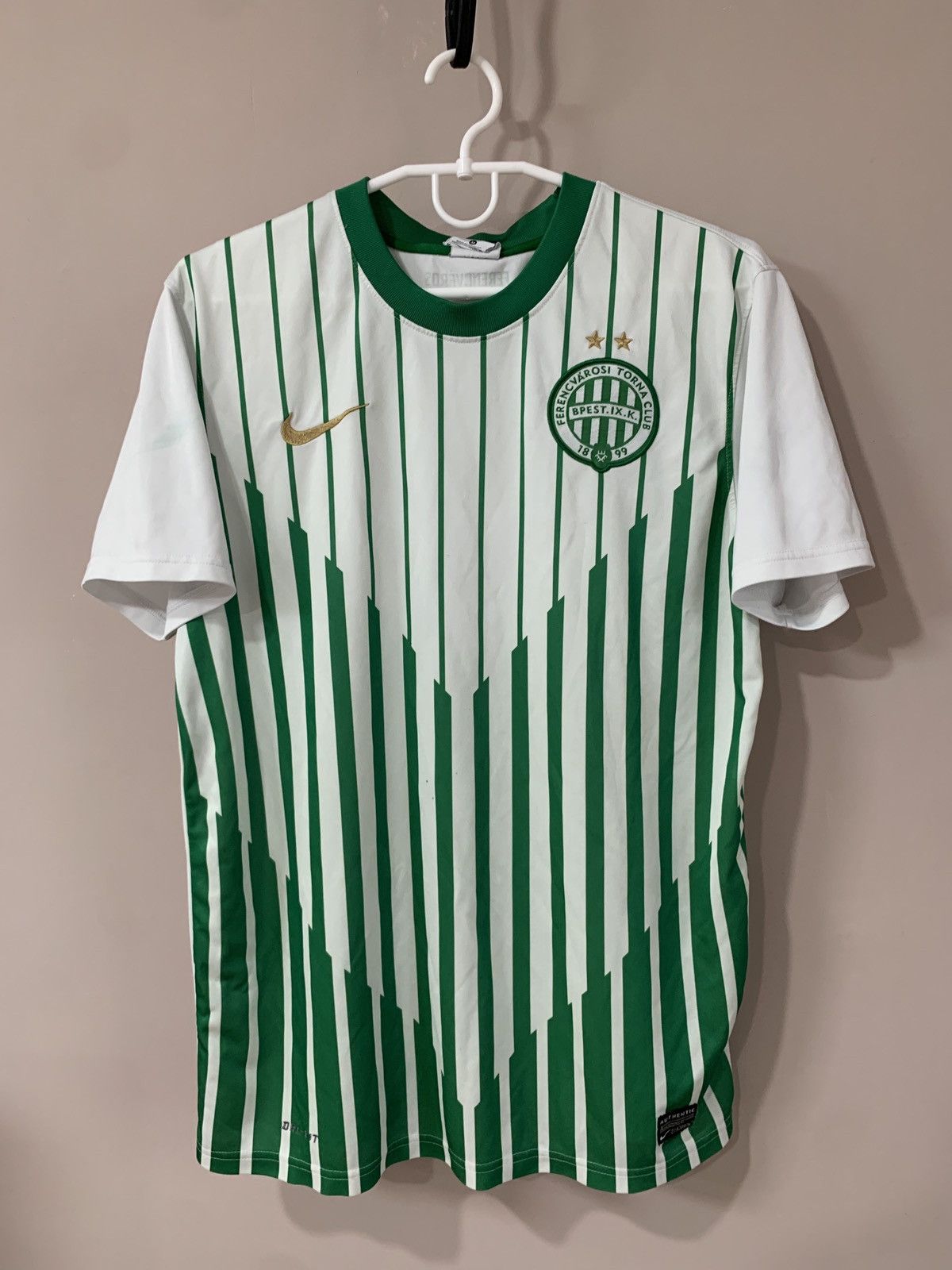 Nike Ferencvaros 2011/13 Home Football Shirt Nike Soccer Jersey M Size US M / EU 48-50 / 2 - 1 Thumbnail