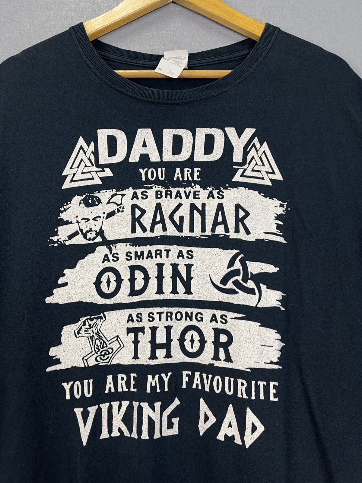 Vintage Vintage Favorite Viking Dad T-Shirt Size US XL / EU 56 / 4 - 6 Thumbnail