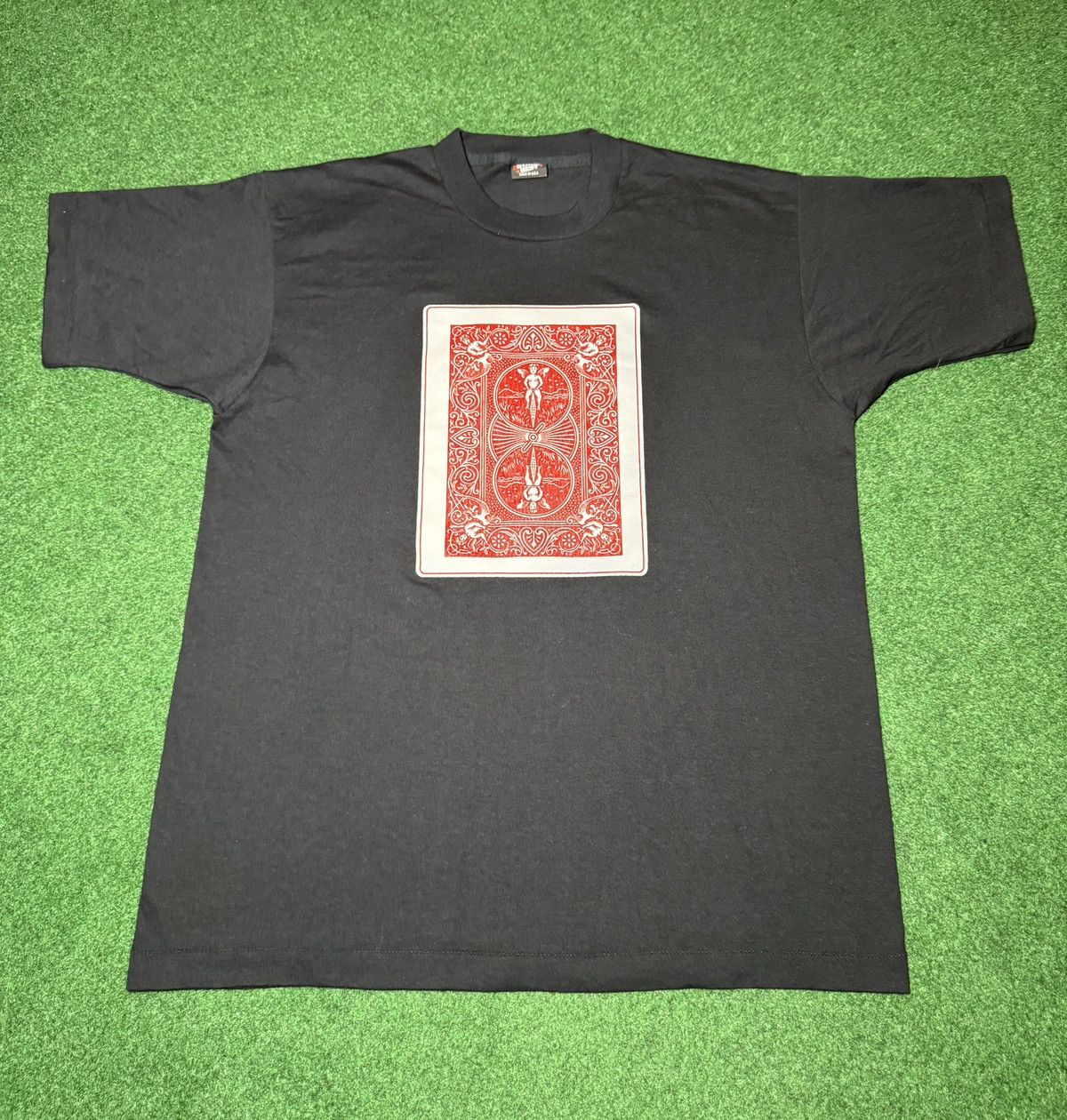 Vintage 90s Card Shirt Josh Sadowsky Queen Hearts Magician T Shirt Size US XL / EU 56 / 4 - 1 Thumbnail