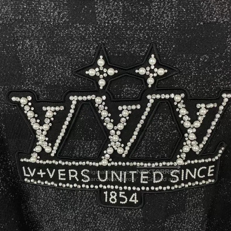 Louis Vuitton Louis Vuitton Rhinestone pearl checkerboard jute leather s Size US S / EU 44-46 / 1 - 7 Thumbnail