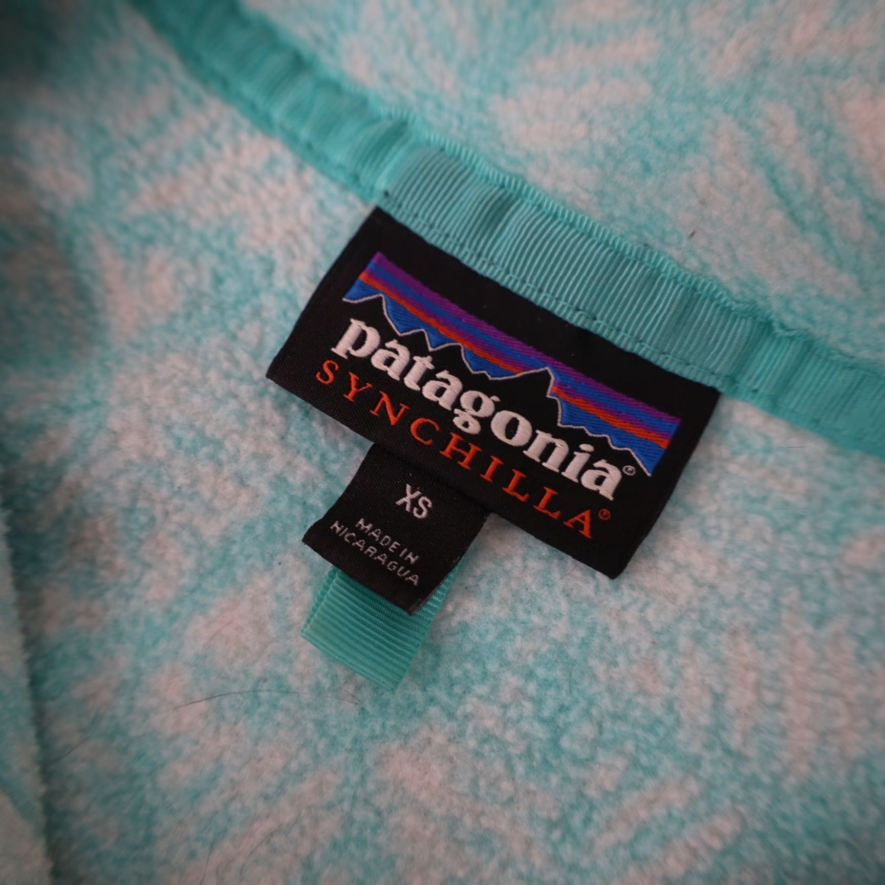 Patagonia VINTAGE Patagonia Synchilla Snow Flake Print Fleece Sweatshirt Blue Womens XS Pullover Sweatshirt Womens XS Blues? Size XS / US 0-2 / IT 36-38 - 7 Thumbnail
