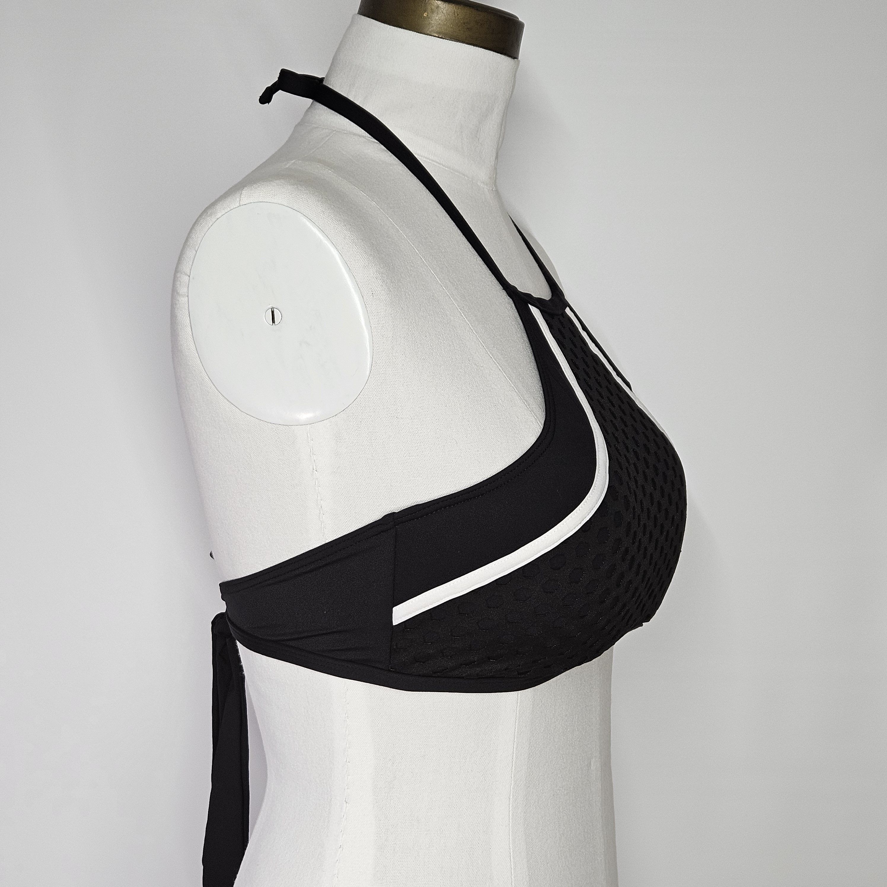 Kenneth Cole Kenneth Cole Size L Bikini Halter Top Black Laser Cut Perfor Size L / US 10 / IT 46 - 4 Thumbnail