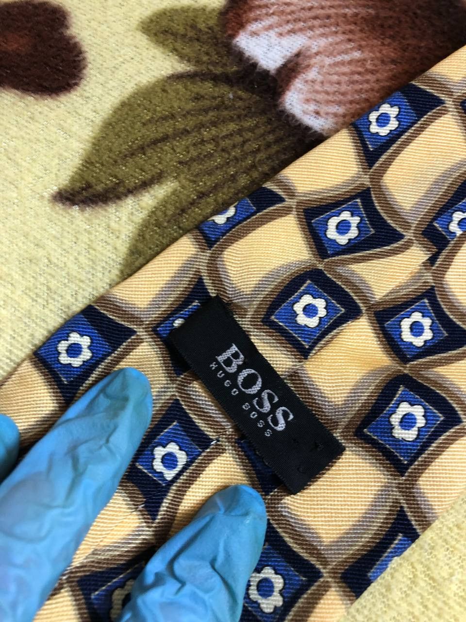 Hugo Boss Hugo Boss Designer Tie Italian Made Size ONE SIZE - 2 Thumbnail